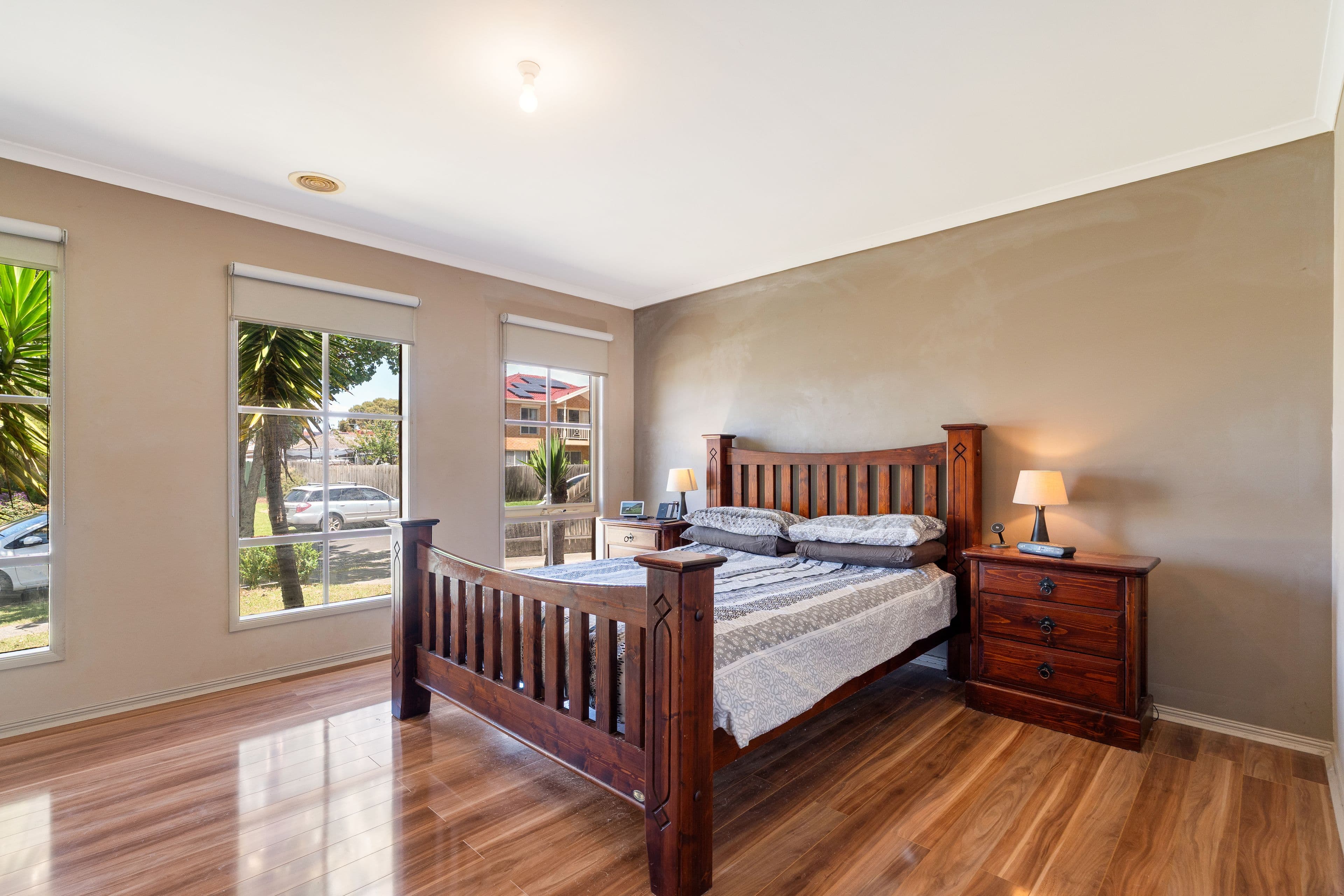 16 Mcnamara Avenue, Roxburgh Park VIC 3064, Roxburgh Park - Thumbnail 4