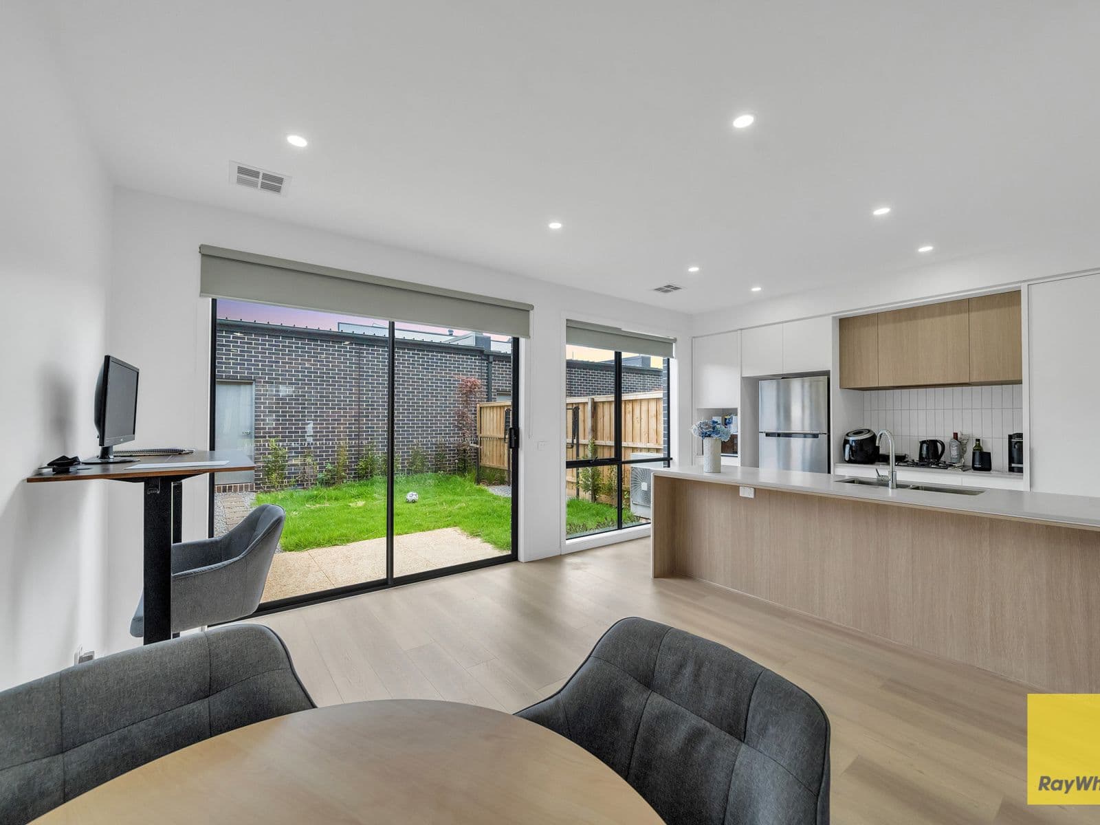 181 Frontier Avenue, Aintree - Thumbnail 6