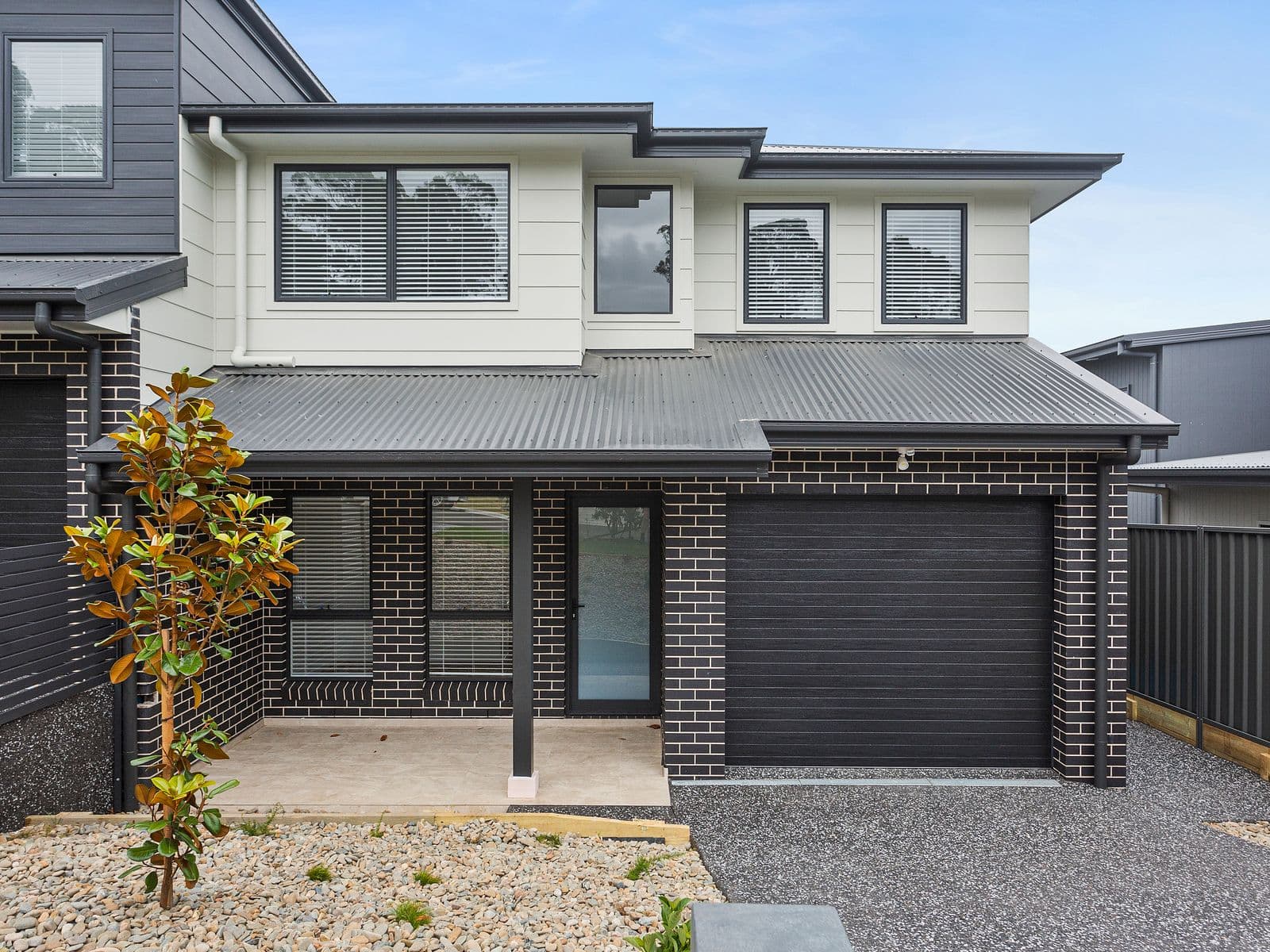 4 Kiah Close, Tullimbar - Image 1