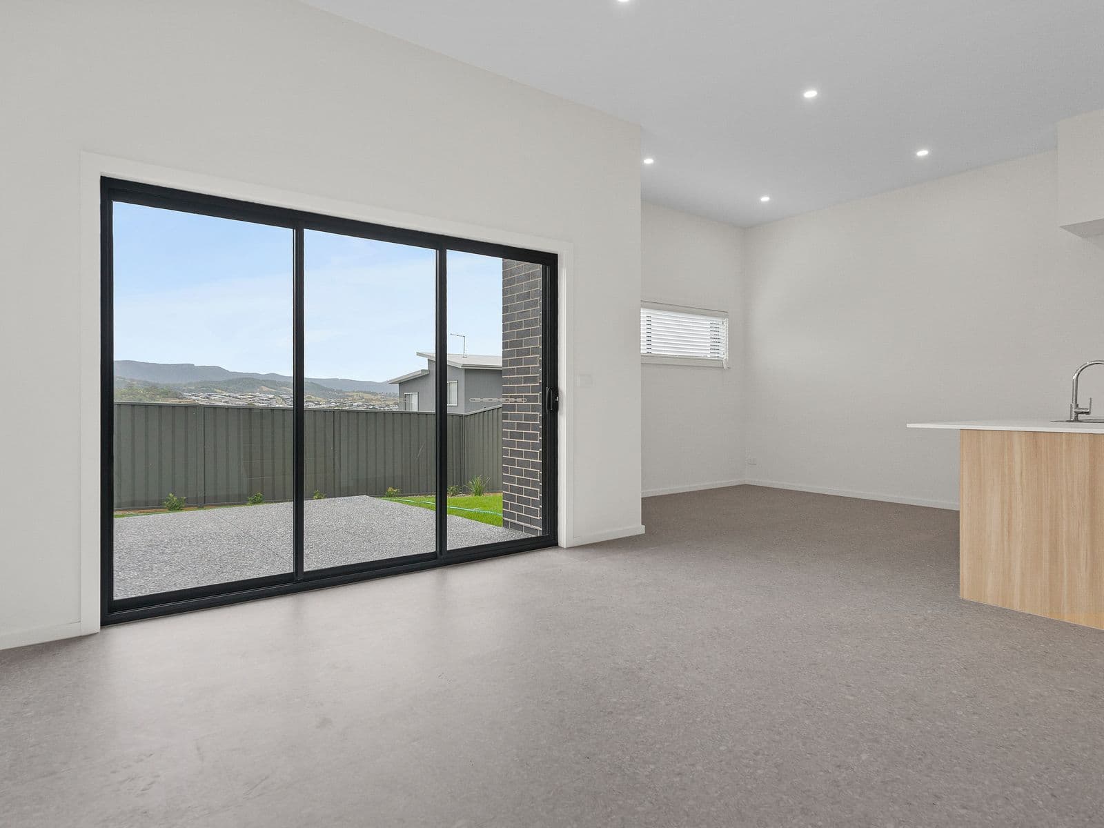 4 Kiah Close, Tullimbar - Thumbnail 3