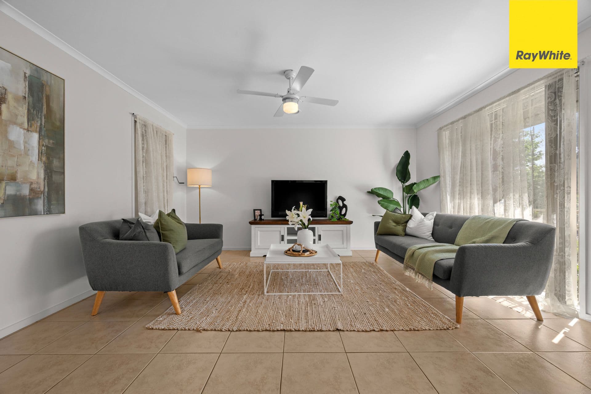 317 Westwood Drive, Burnside VIC 3023, Burnside - Thumbnail 2