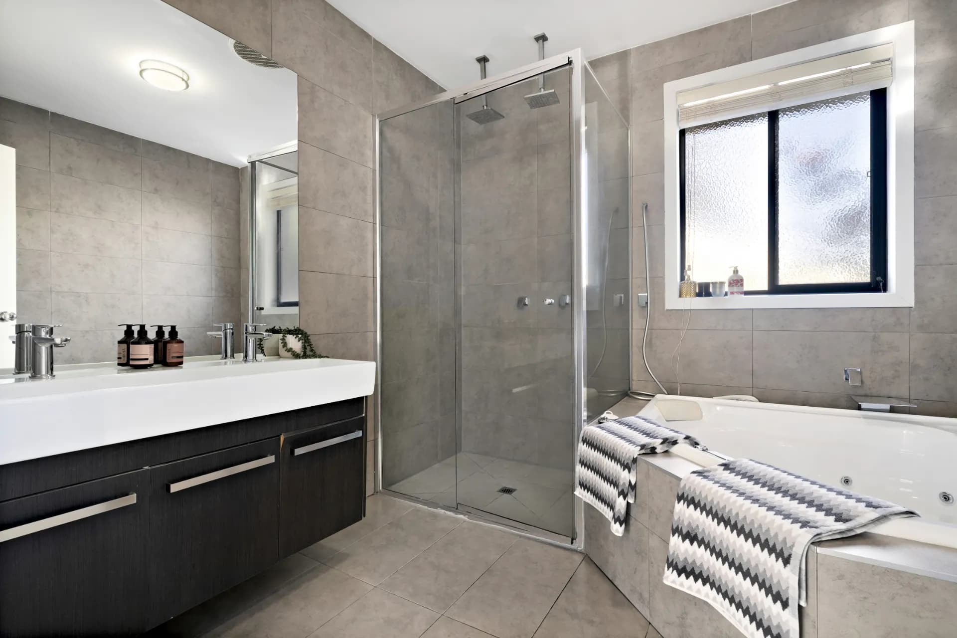 1/12 Moore  Avenue, Croydon., Croydon - Thumbnail 8