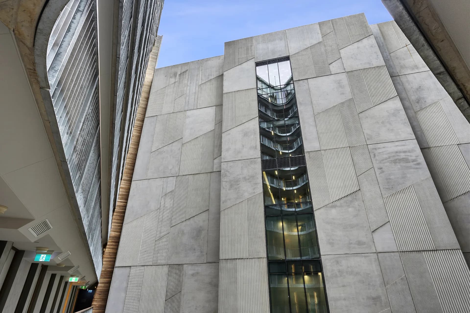 611/25 Edinburgh Avenue, City, ACT, City - Thumbnail 4