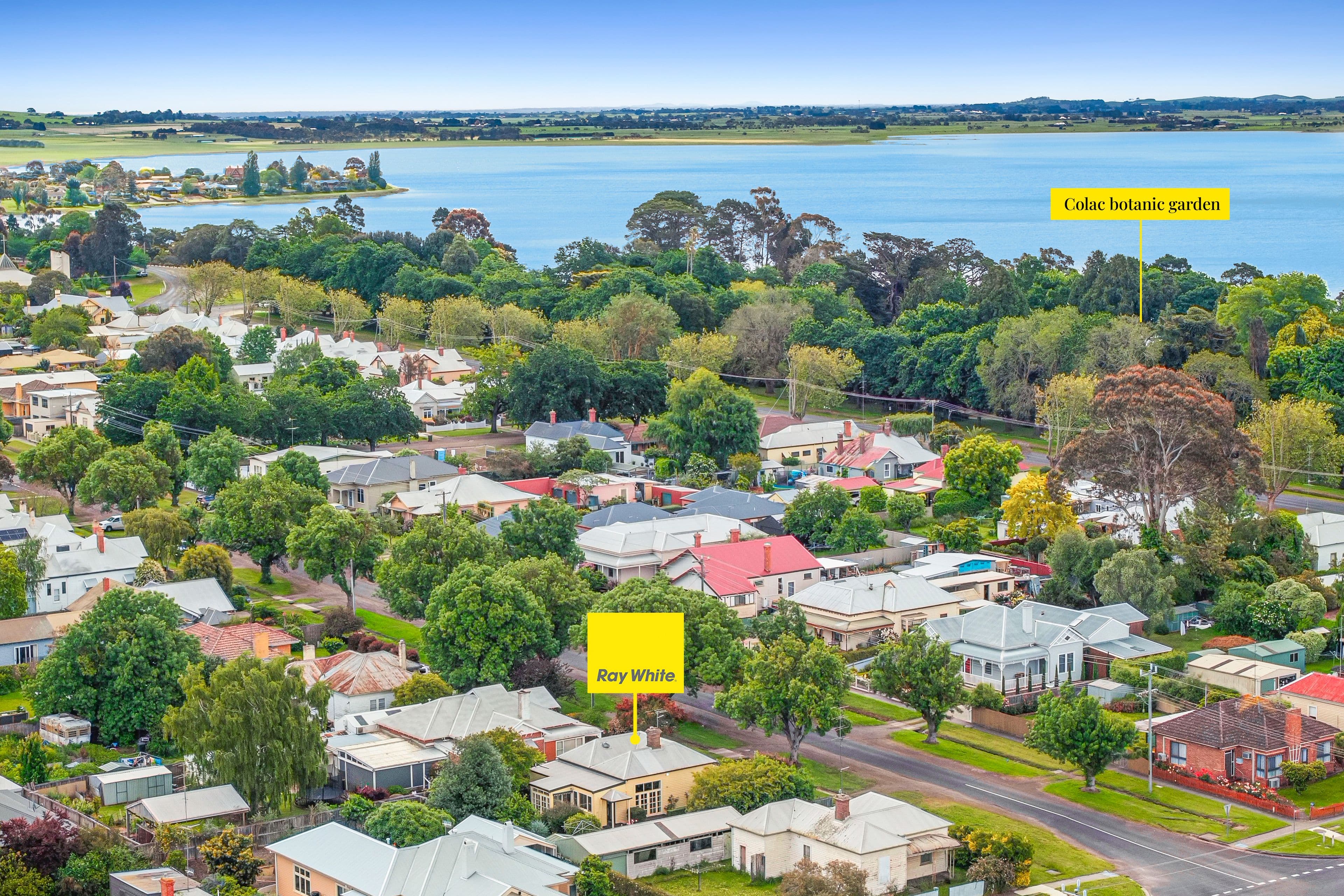 62 Calvert Street, Colac VIC 3250, Colac - Thumbnail 3