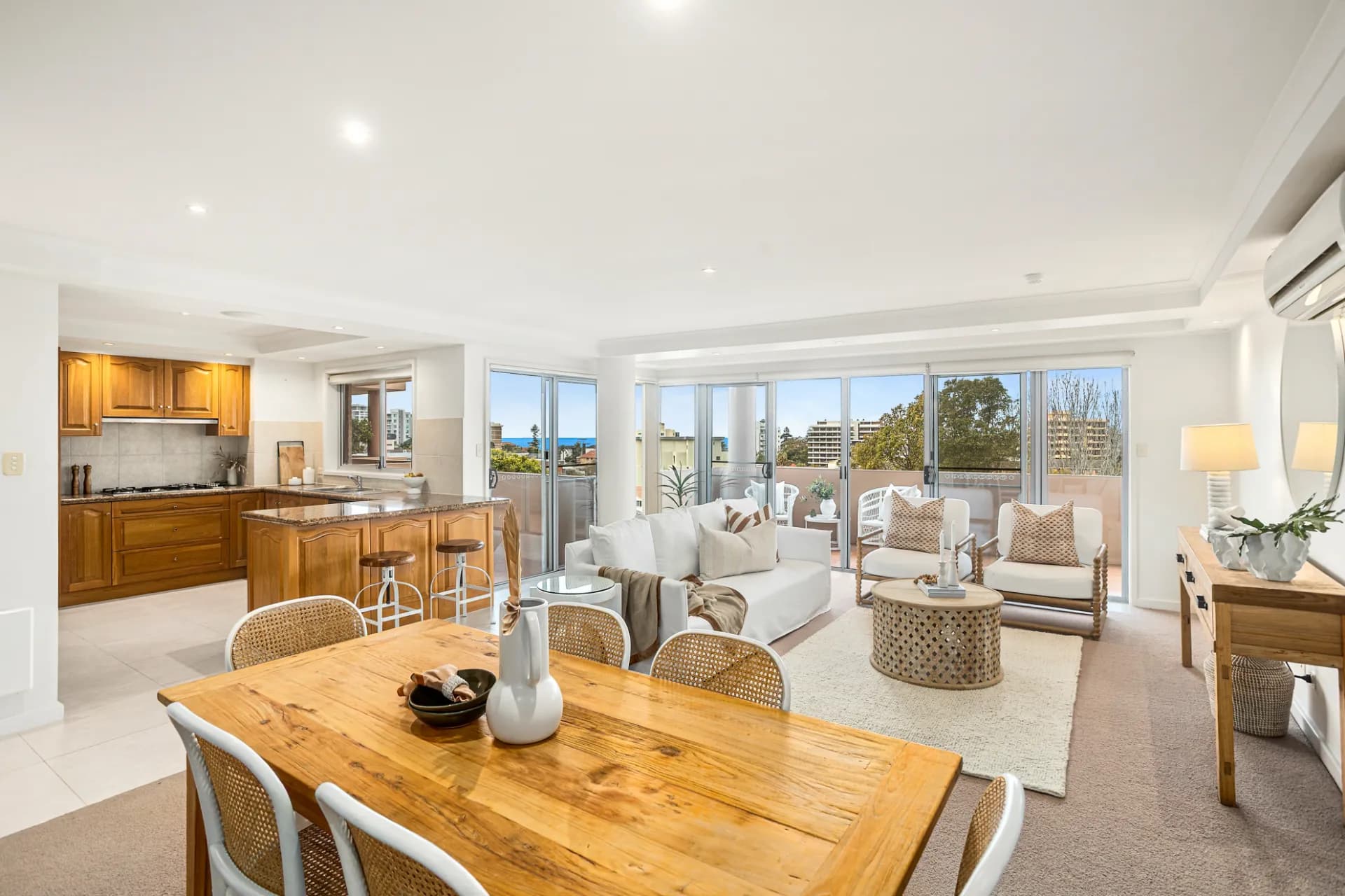 19/41 Smith Street, Wollongong., Wollongong - Image 1