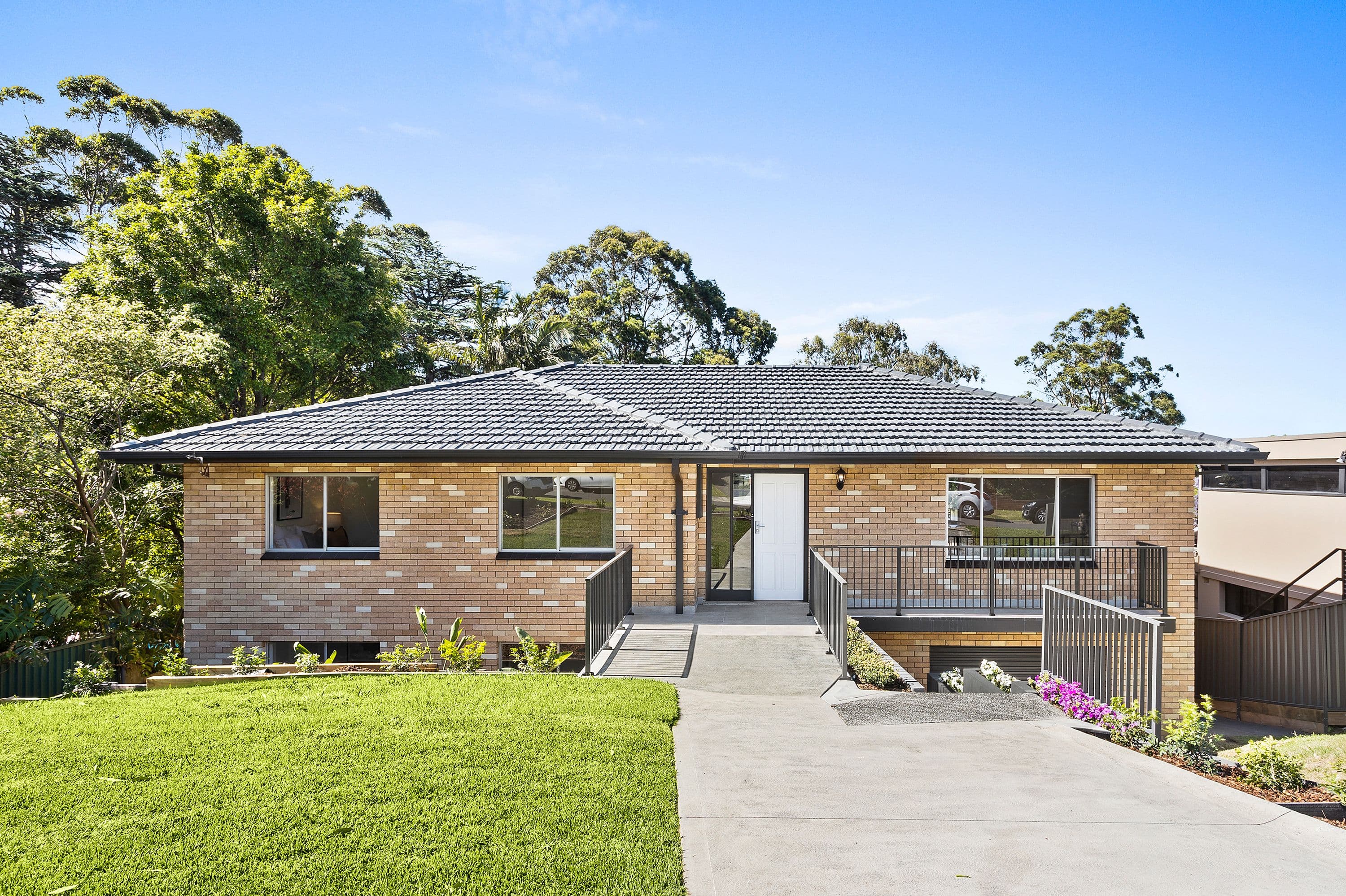 8 Bellebrae Avenue, Mount Ousley NSW 2519, Mount Ousley - Image 1