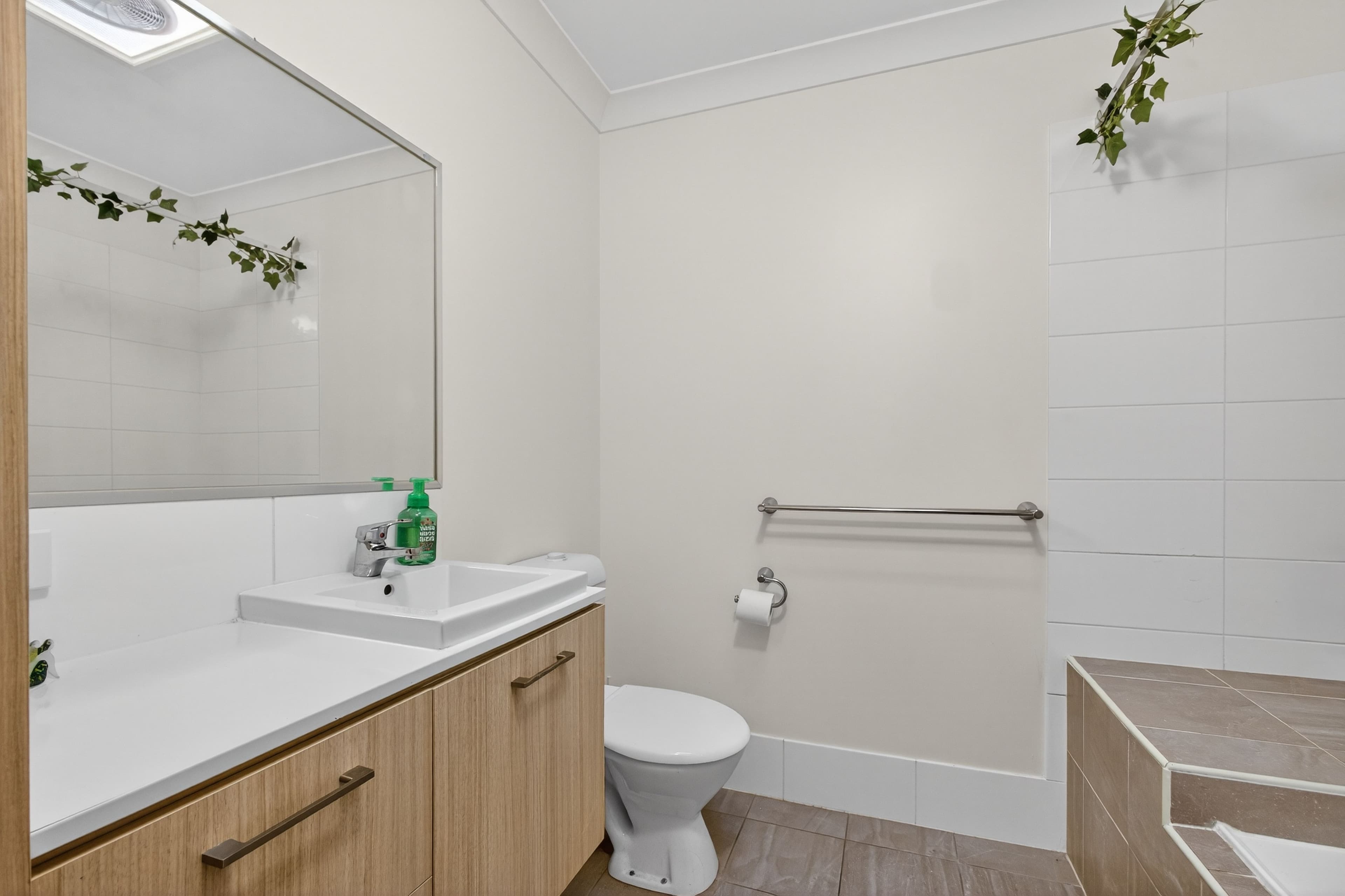 120 Duffield Road, Kallangur QLD 4503, Kallangur - Thumbnail 7
