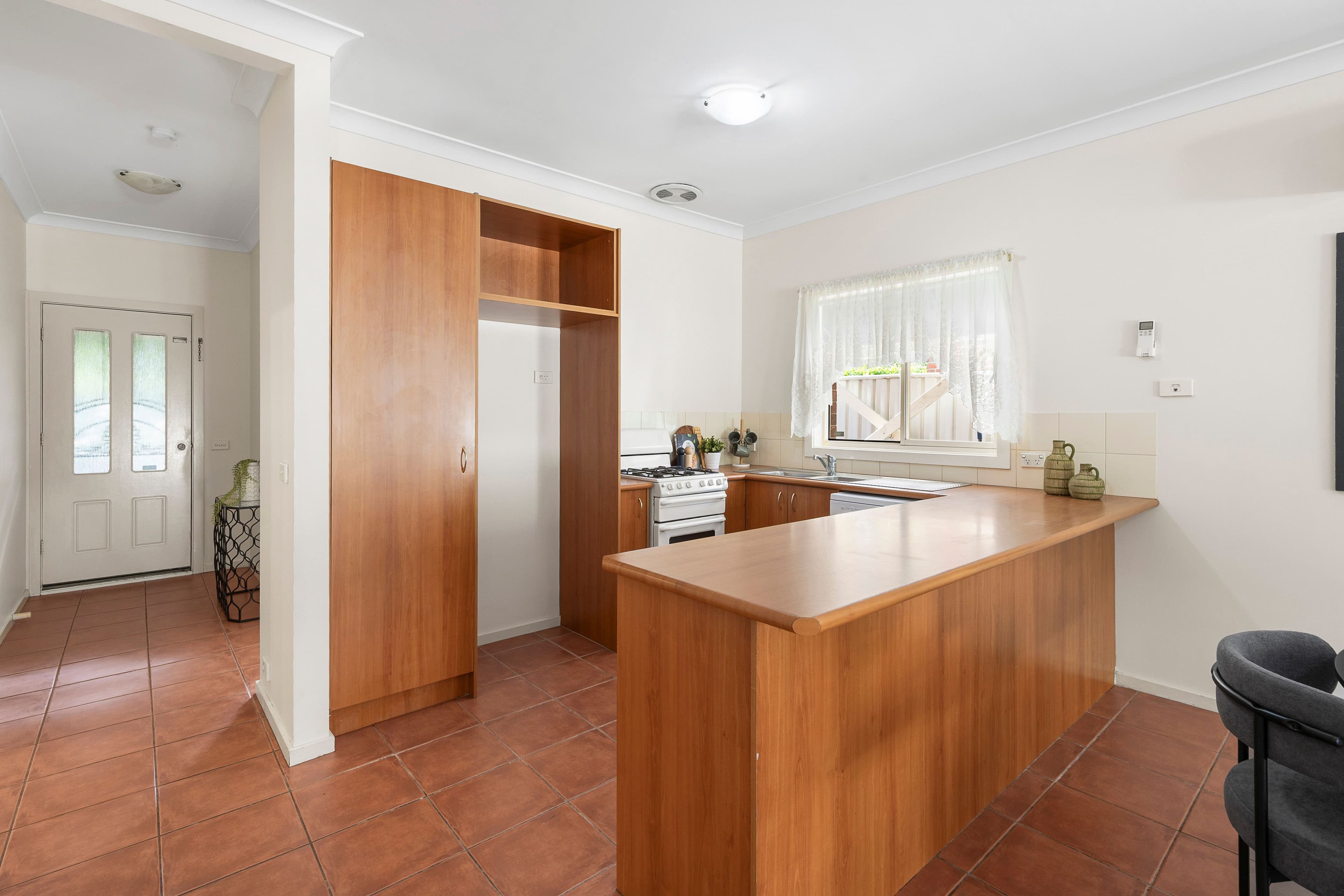6 Larkwood Lane, Craigieburn VIC 3064, Craigieburn - Thumbnail 5
