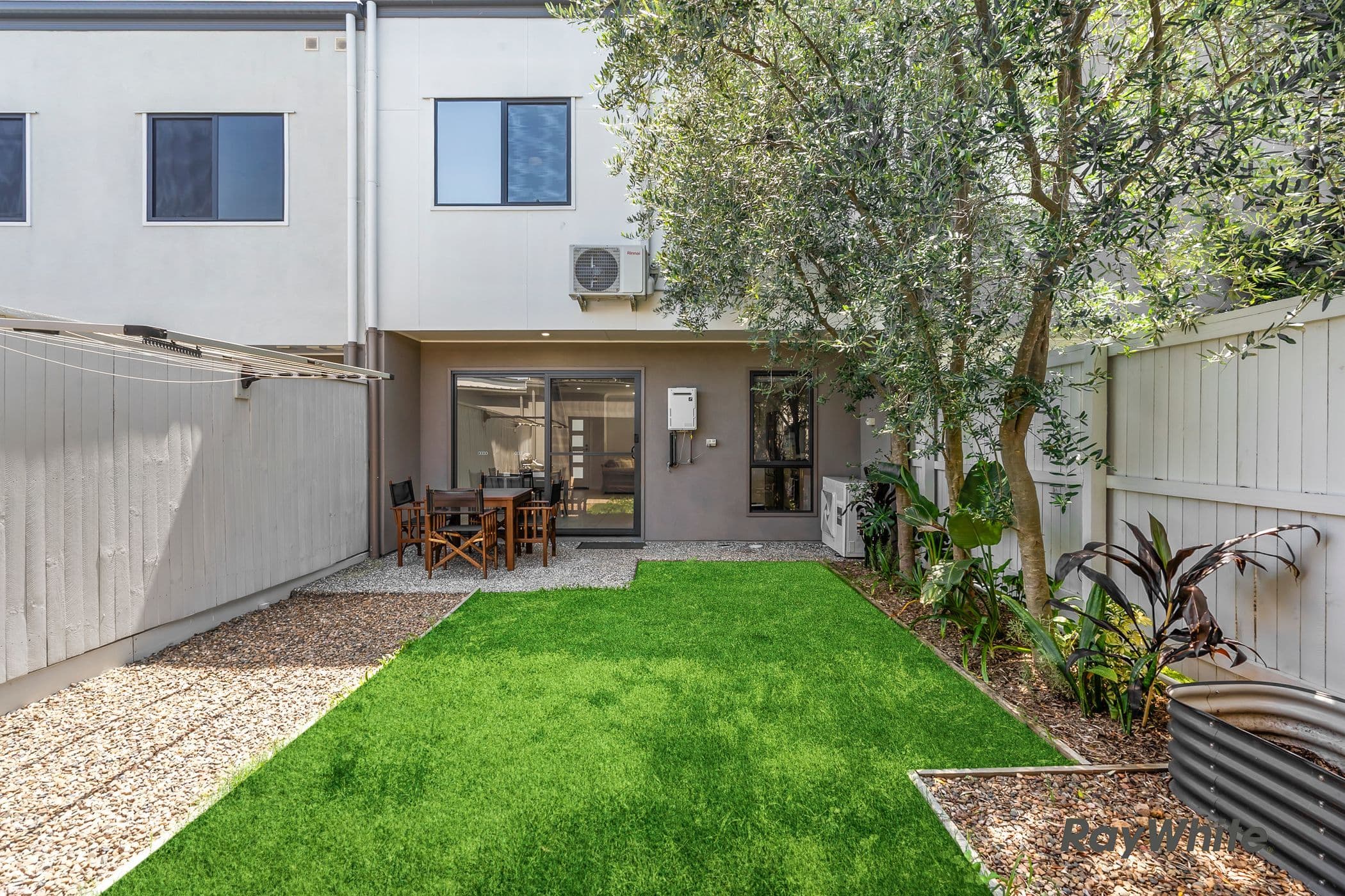 43 Sutherland Drive, Strathpine QLD 4500, Strathpine - Thumbnail 2