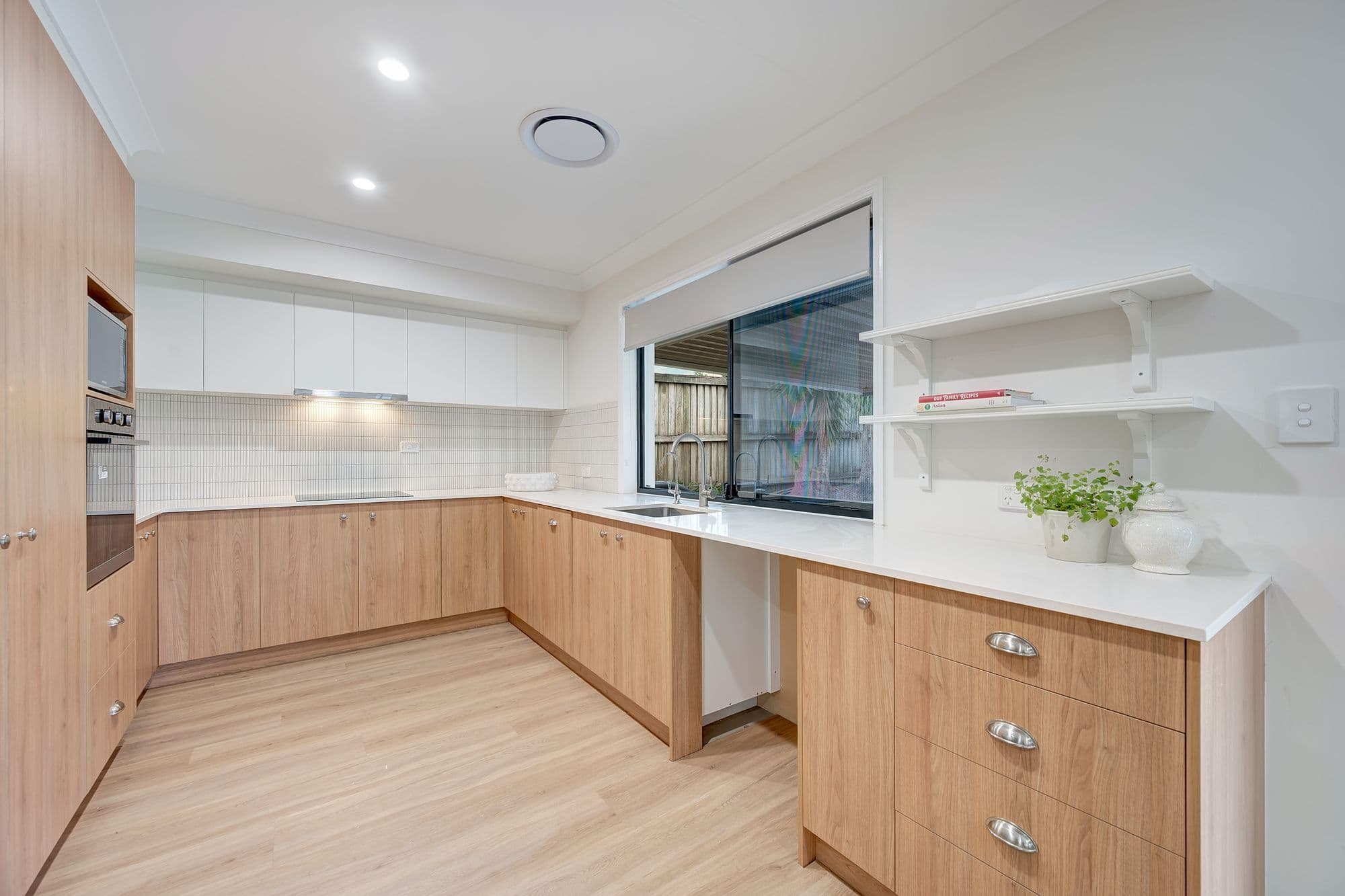 2 Waterlily Place, Calamvale QLD 4116, Calamvale - Thumbnail 8