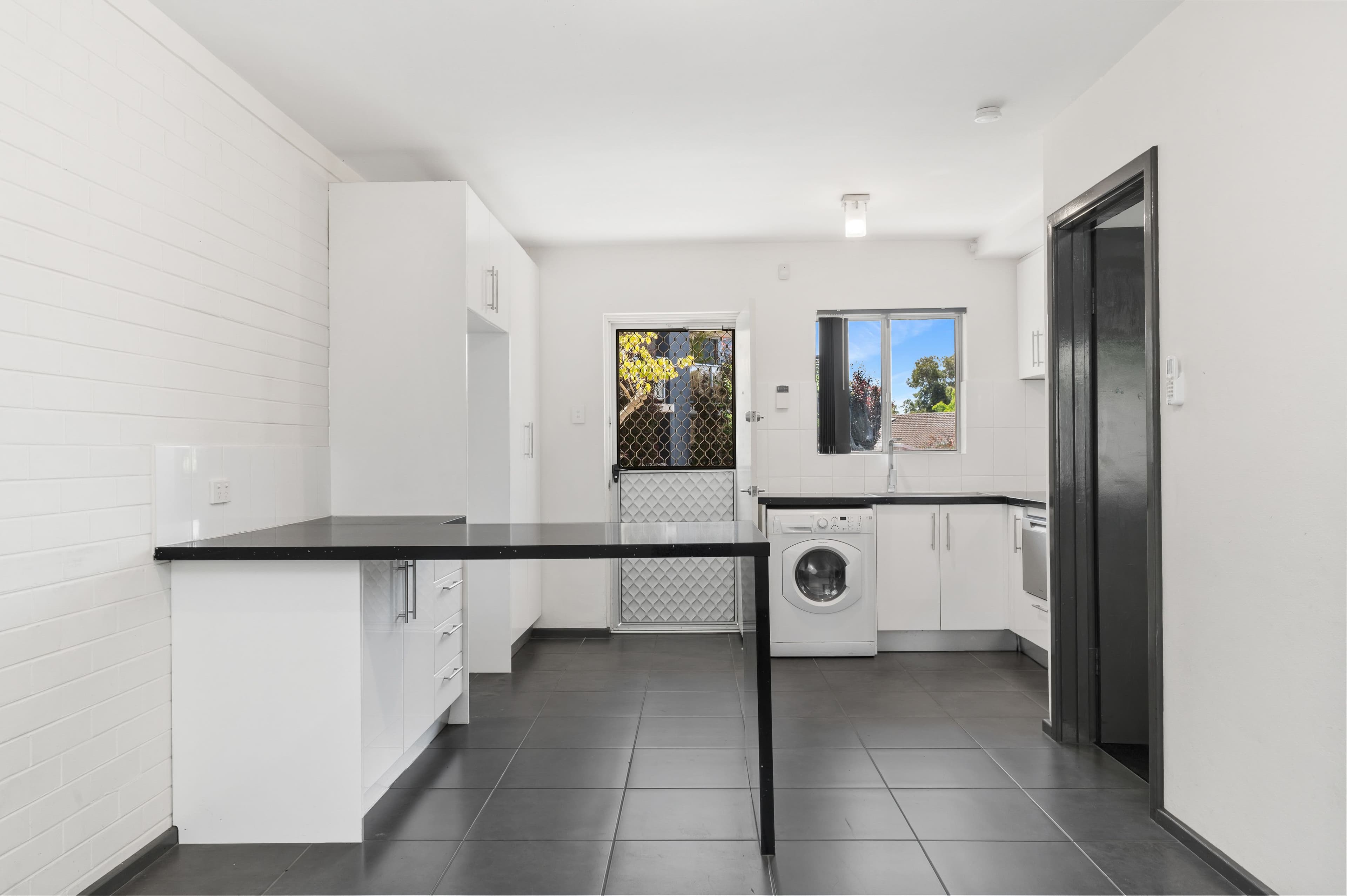 19 Coode Street, Fremantle WA 6160, Fremantle - Thumbnail 4