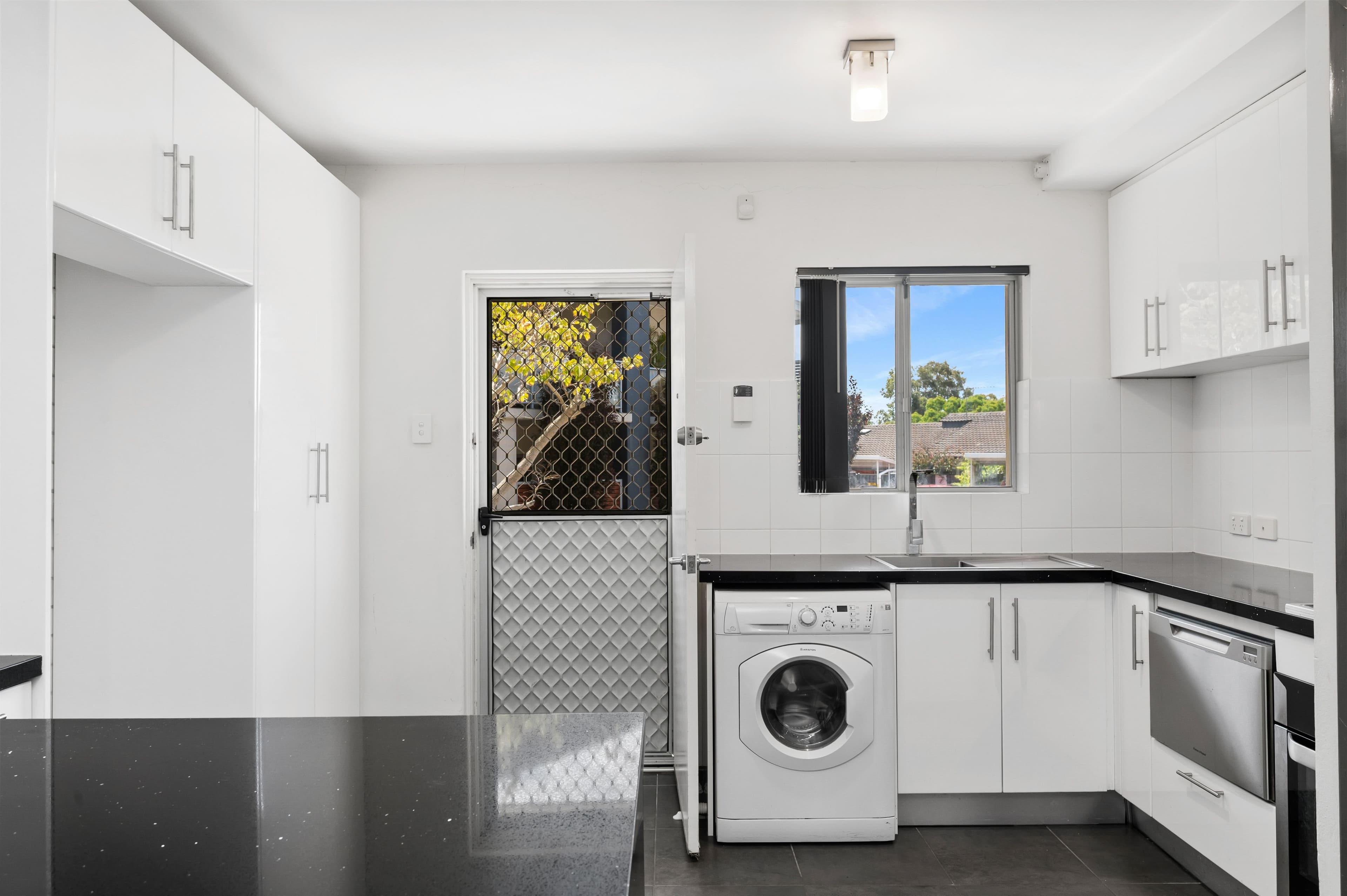 19 Coode Street, Fremantle WA 6160, Fremantle - Thumbnail 5