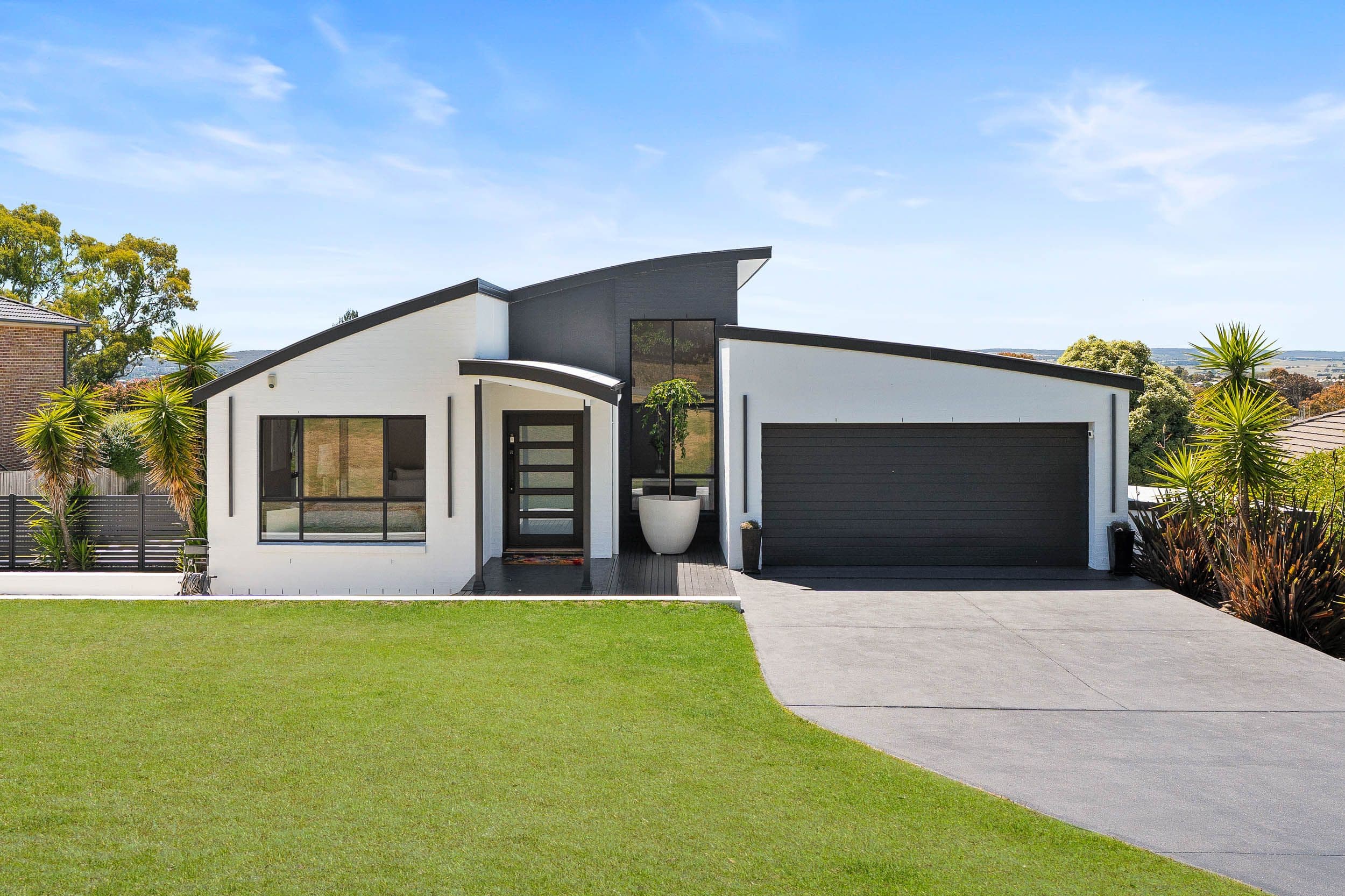 85 Slocombe Street, Goulburn NSW 2580, Goulburn - Image 1