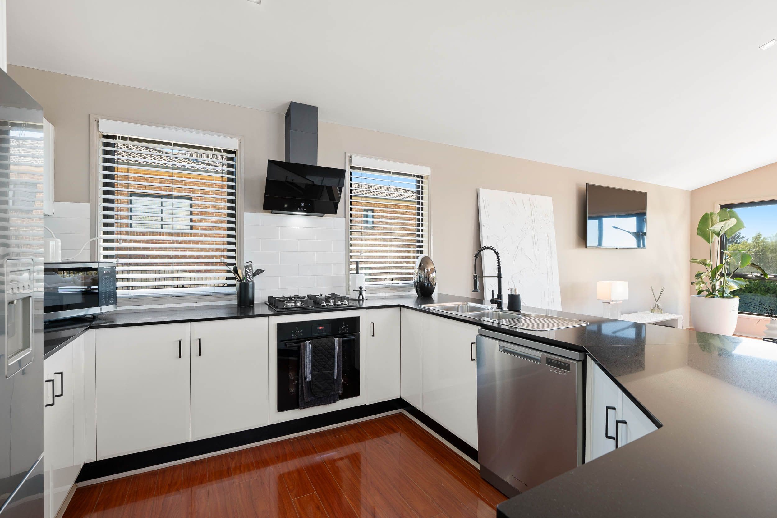85 Slocombe Street, Goulburn NSW 2580, Goulburn - Thumbnail 2