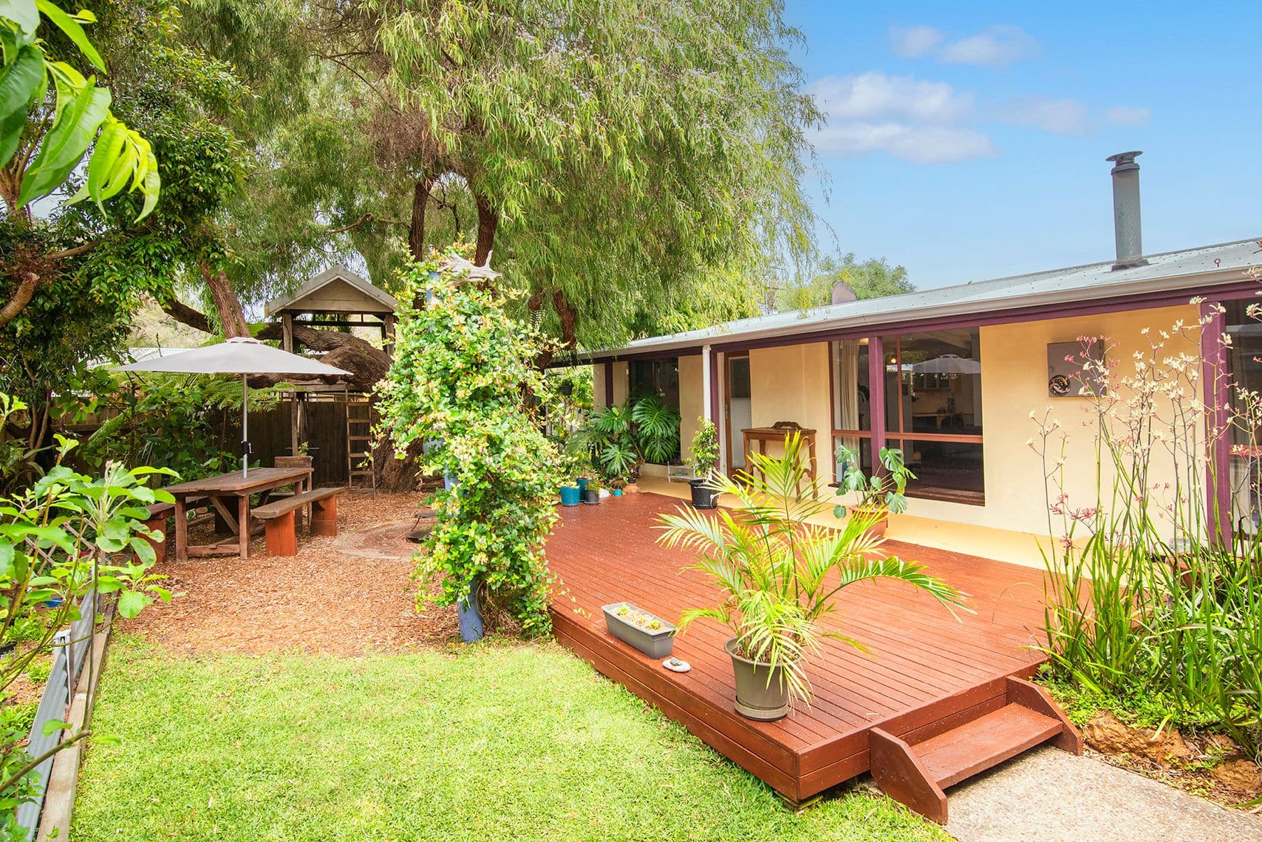 202 Railway Terrace, Margaret River WA 6285, Margaret River - Thumbnail 2