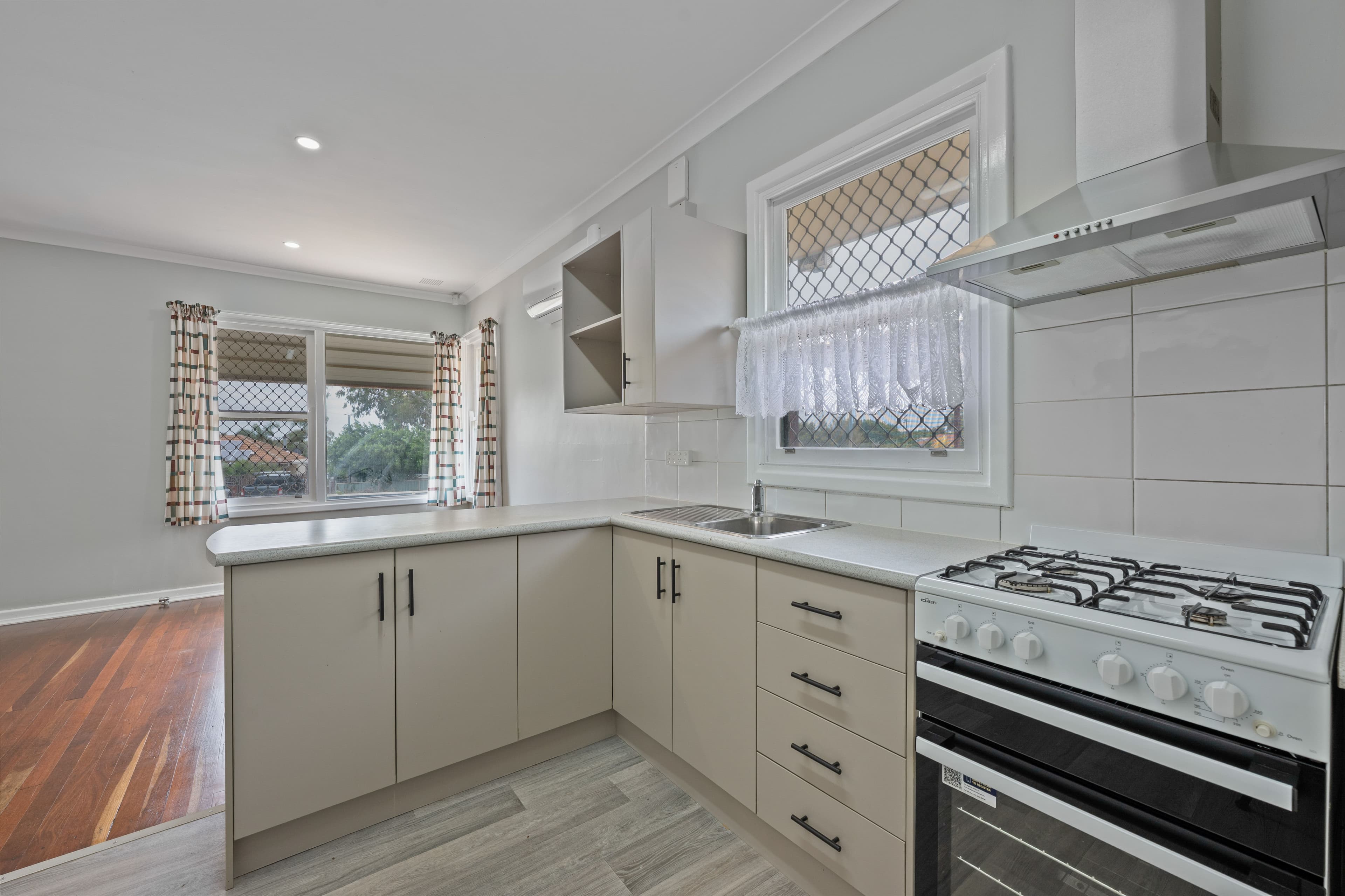 10 Felicia Street, Rangeway WA 6530, Rangeway - Image 1
