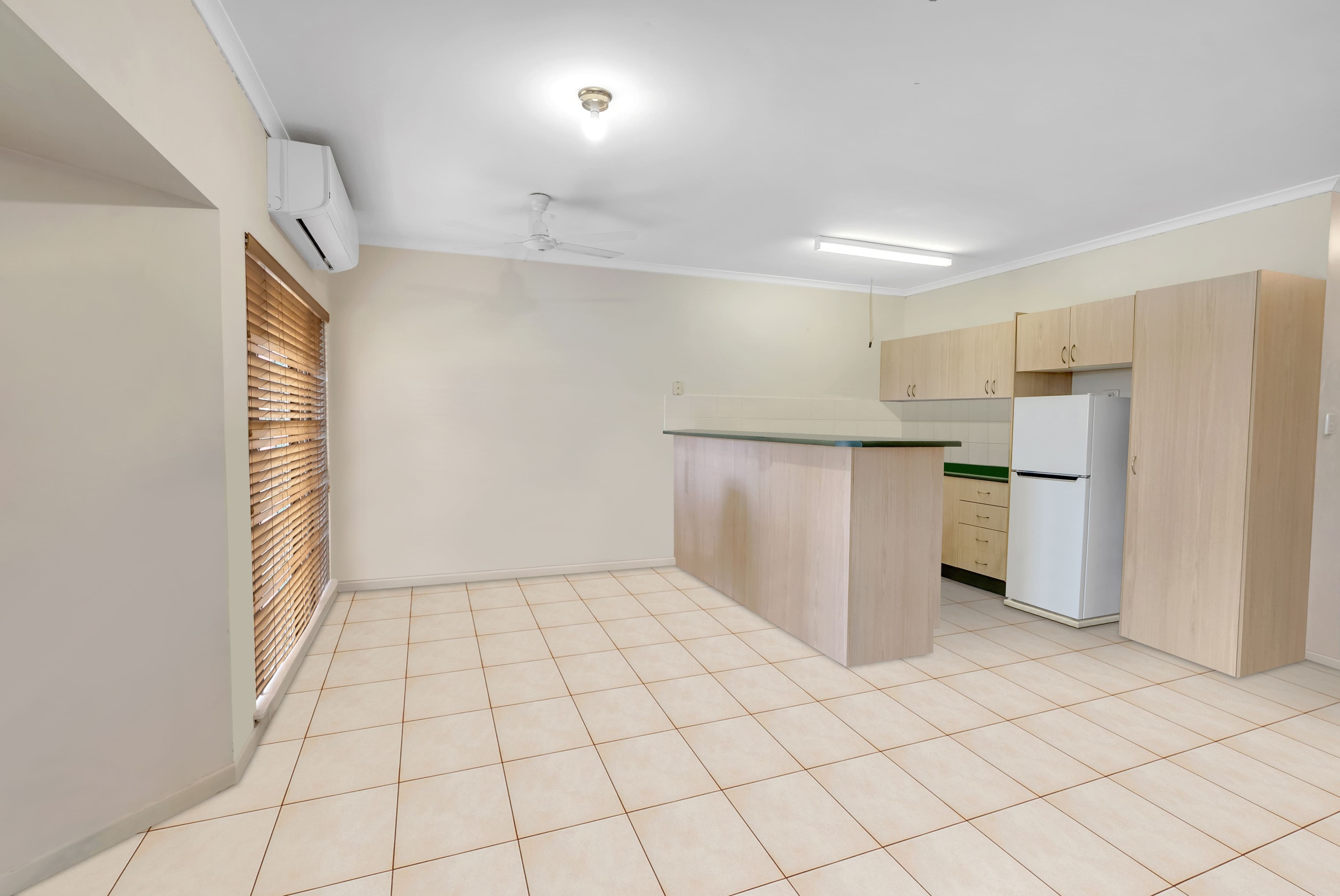 205 Spence Street, Bungalow QLD 4870, Bungalow - Thumbnail 4