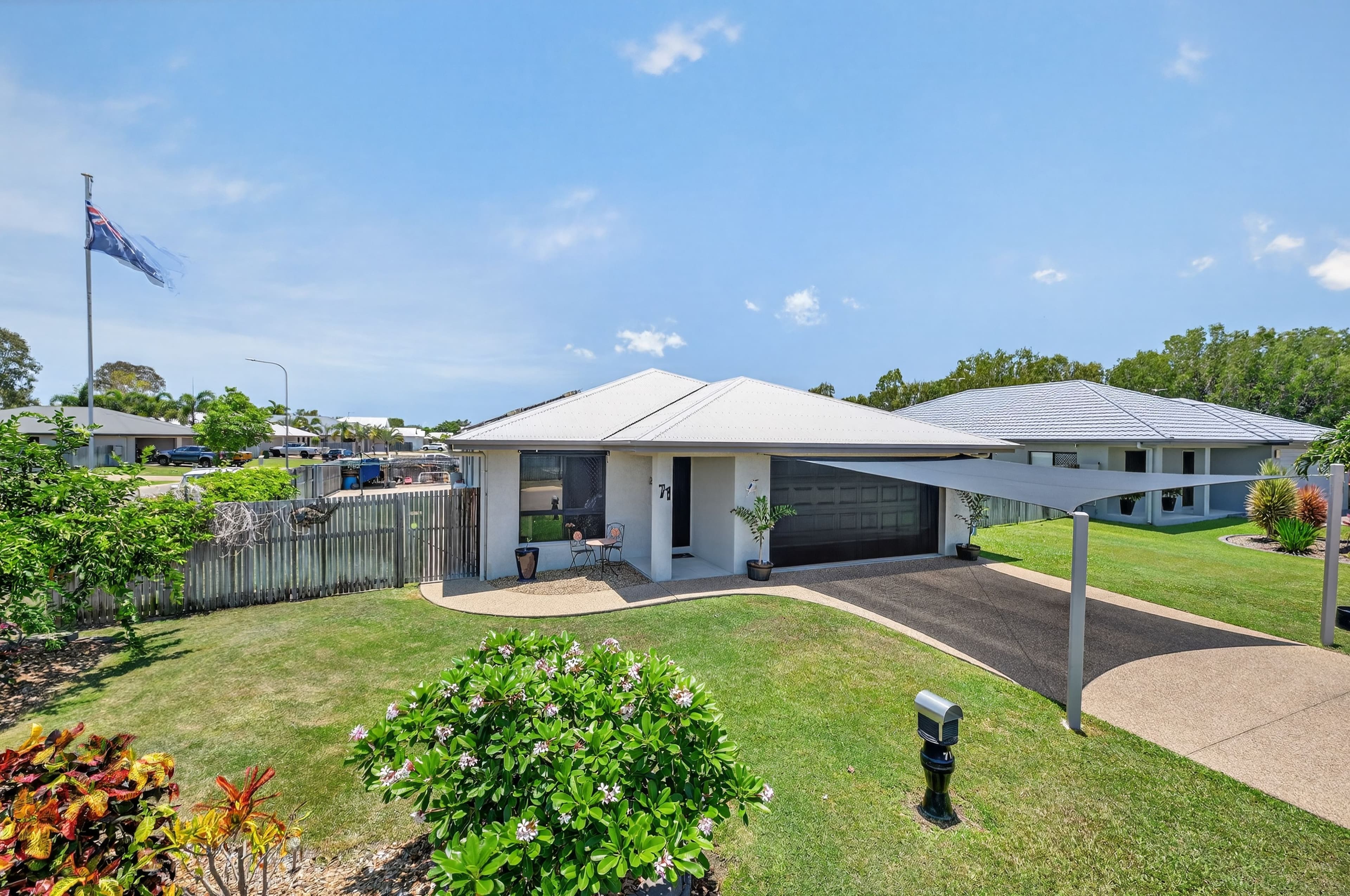71 Daintree Drive, Bushland Beach QLD 4818, Bushland Beach - Image 1