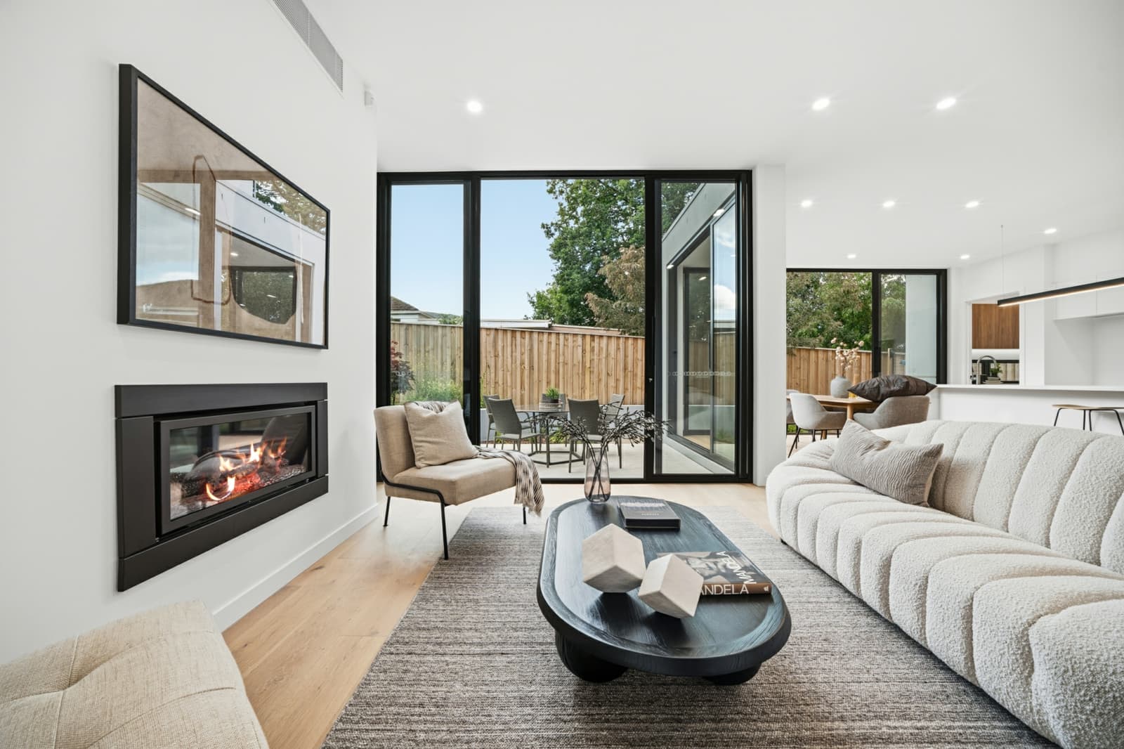 2/50 Belgravia Avenue,Mont Albert North, Mont Albert North - Image 1
