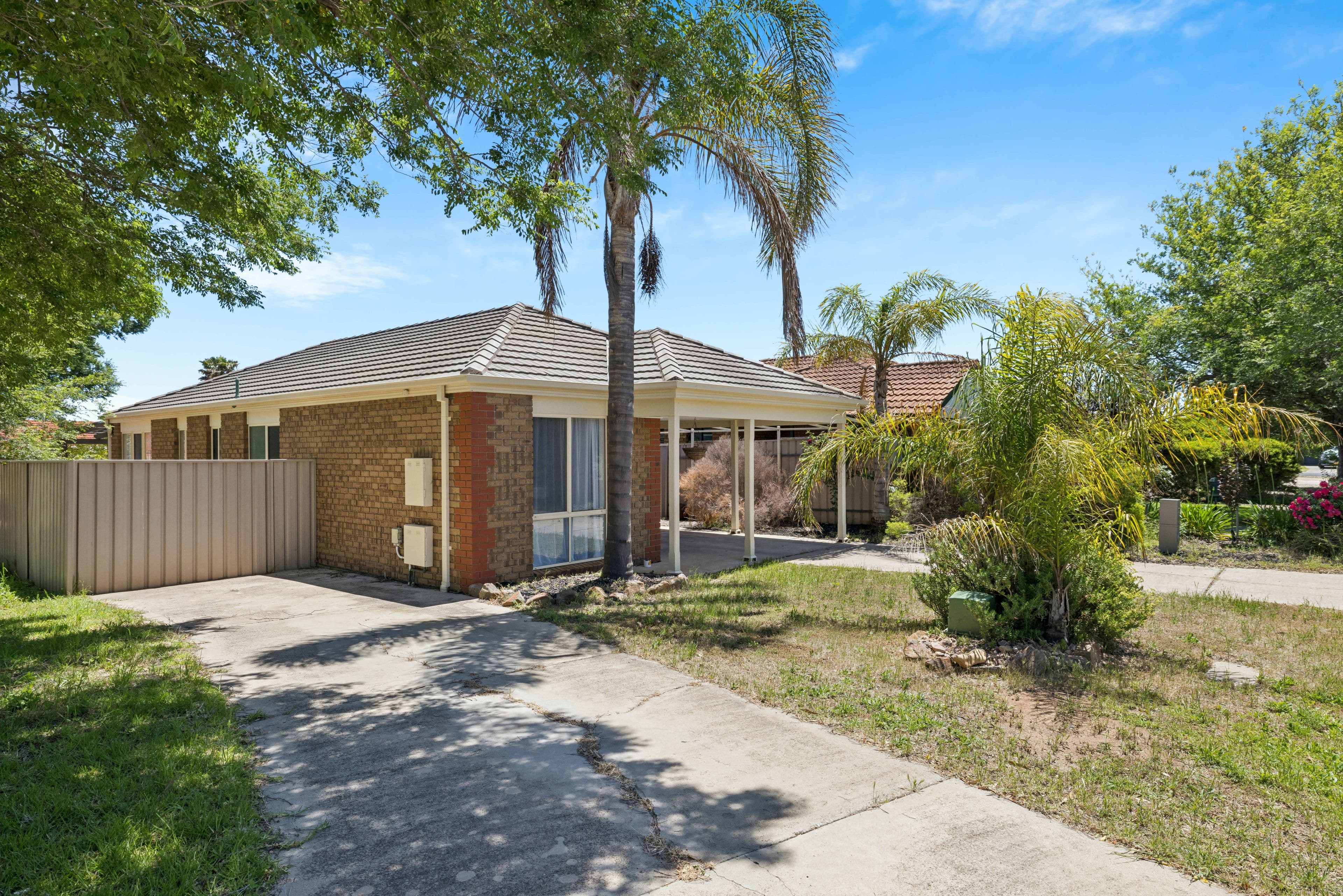 39 cambourne Crescent, Seaford SA 5169, Seaford - Image 1