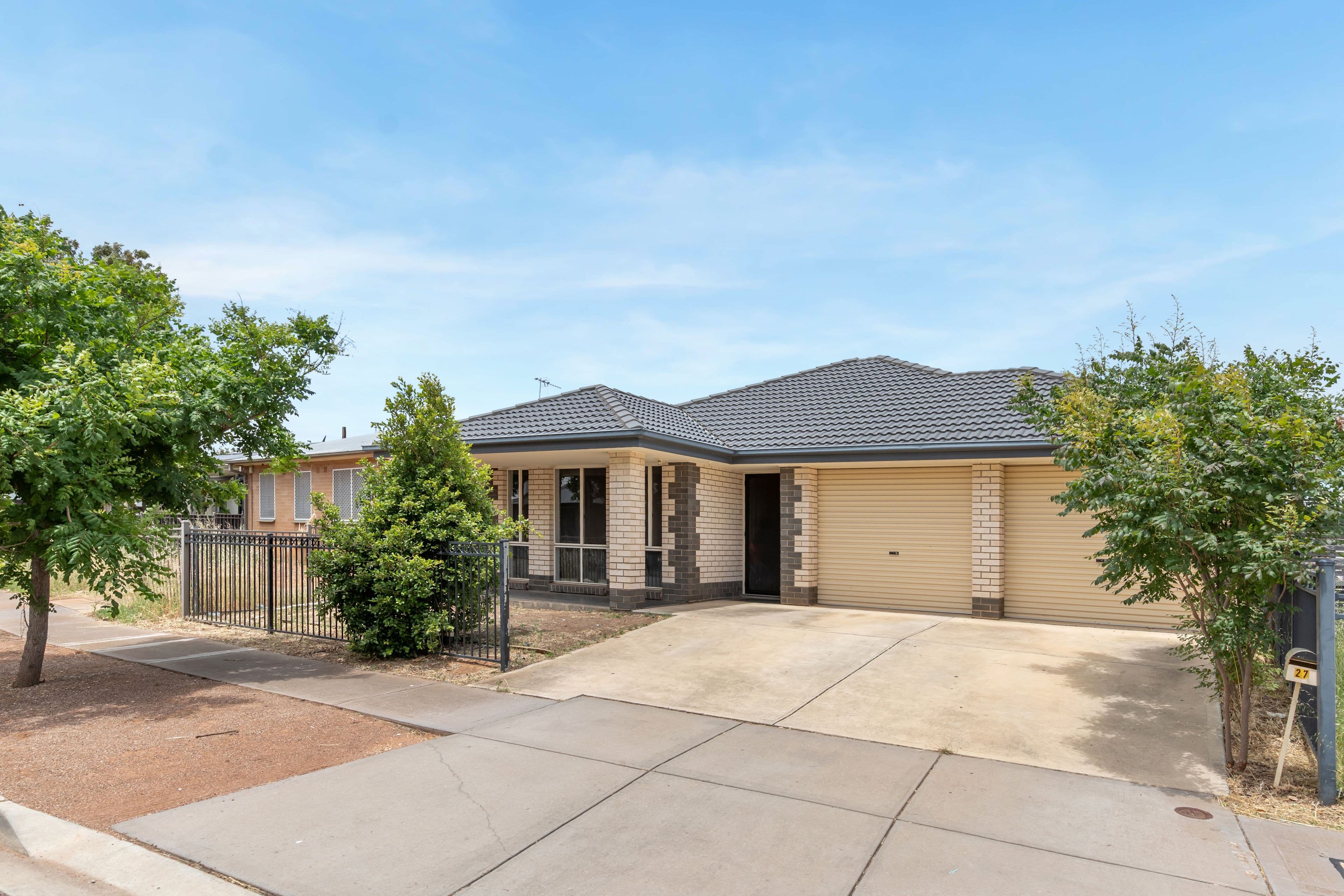 27 Roberts Crescent, Smithfield Plains SA 5114, Smithfield Plains - Image 1