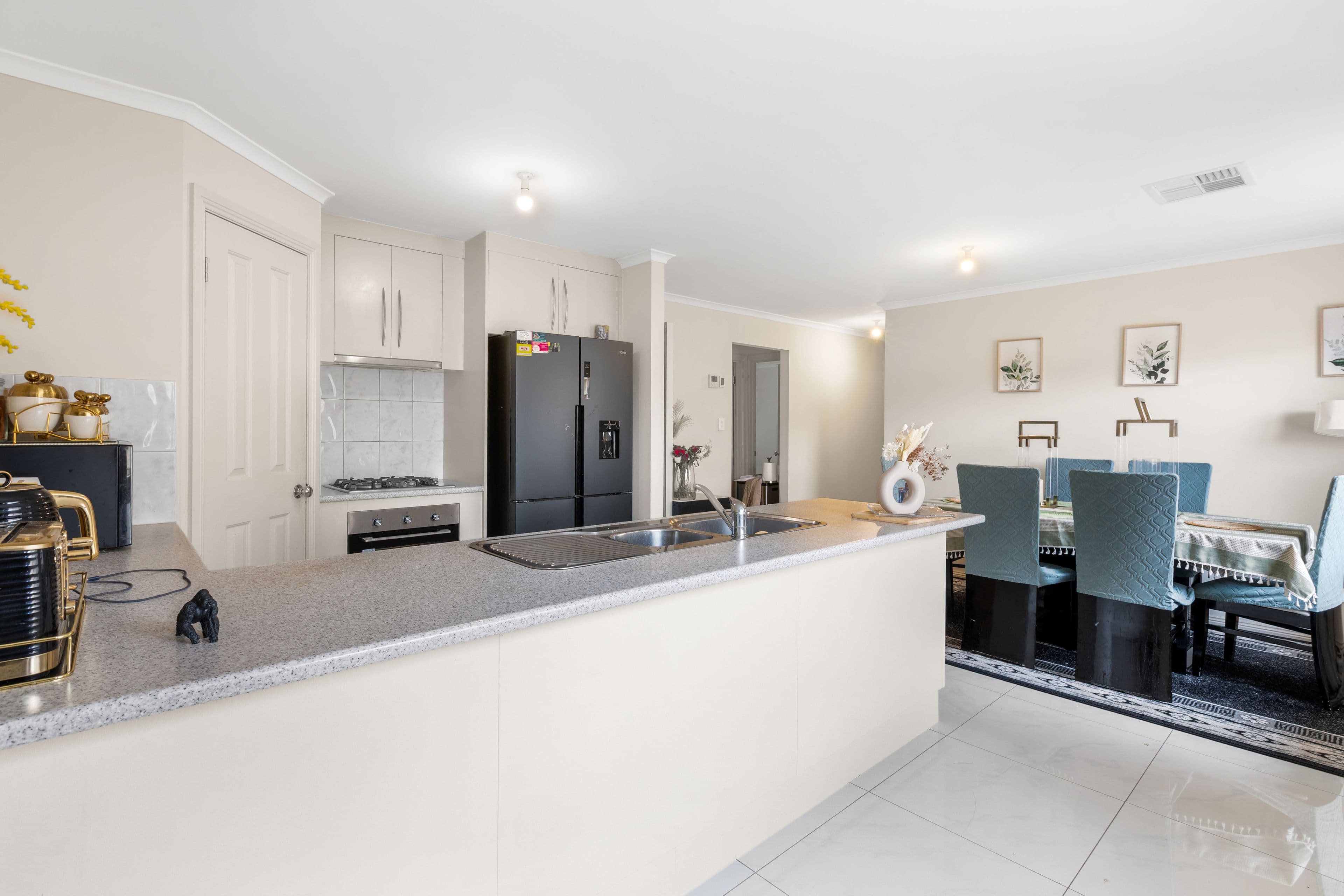 27 Roberts Crescent, Smithfield Plains SA 5114, Smithfield Plains - Thumbnail 6