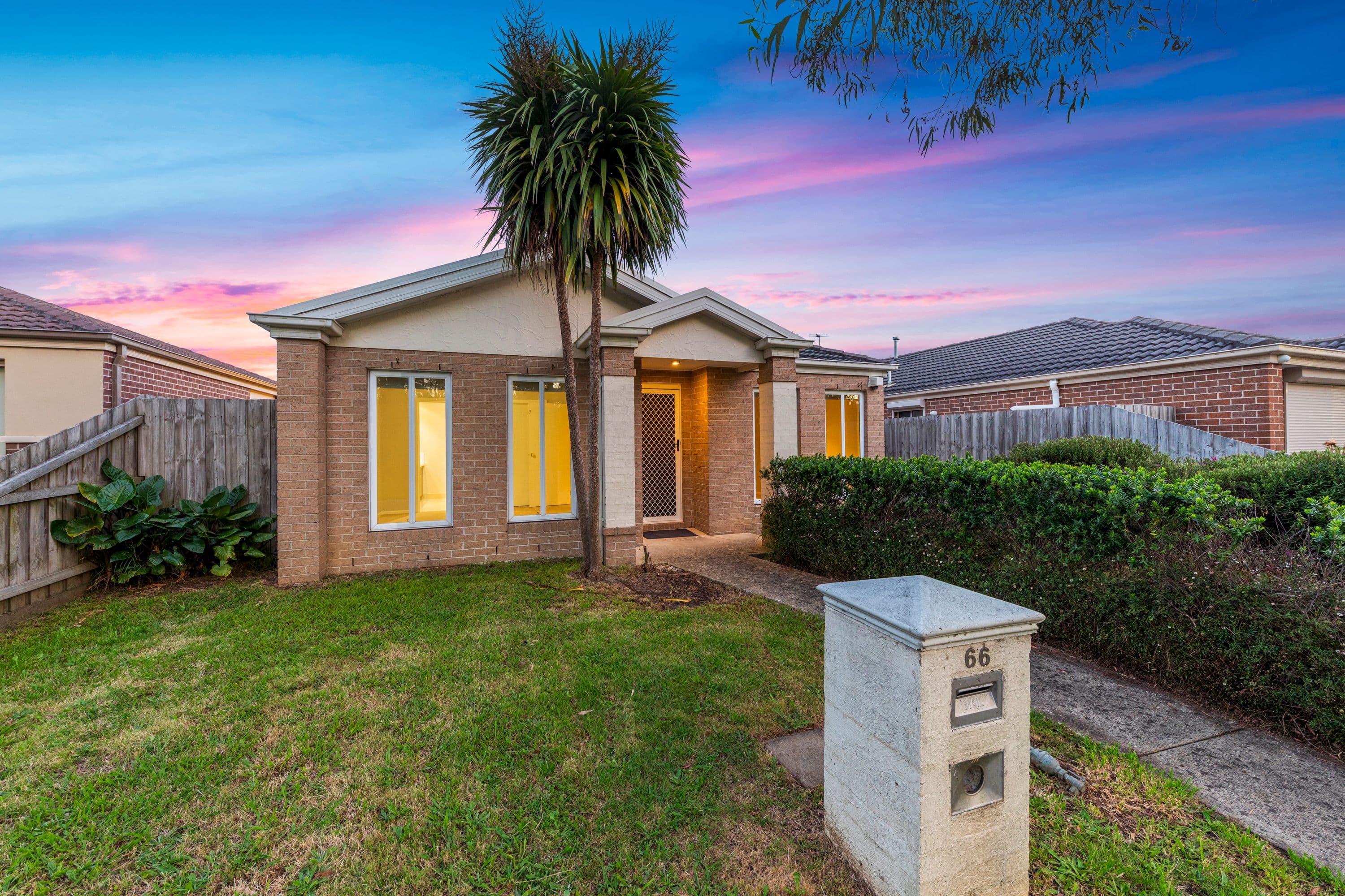 66 Manna Gum Drive, Pakenham VIC 3810, Pakenham - Thumbnail 2