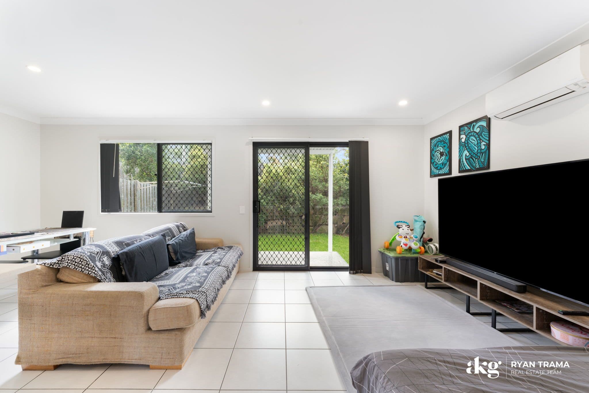 11 Clarke Road, Park Ridge QLD 4125, Park Ridge - Thumbnail 7