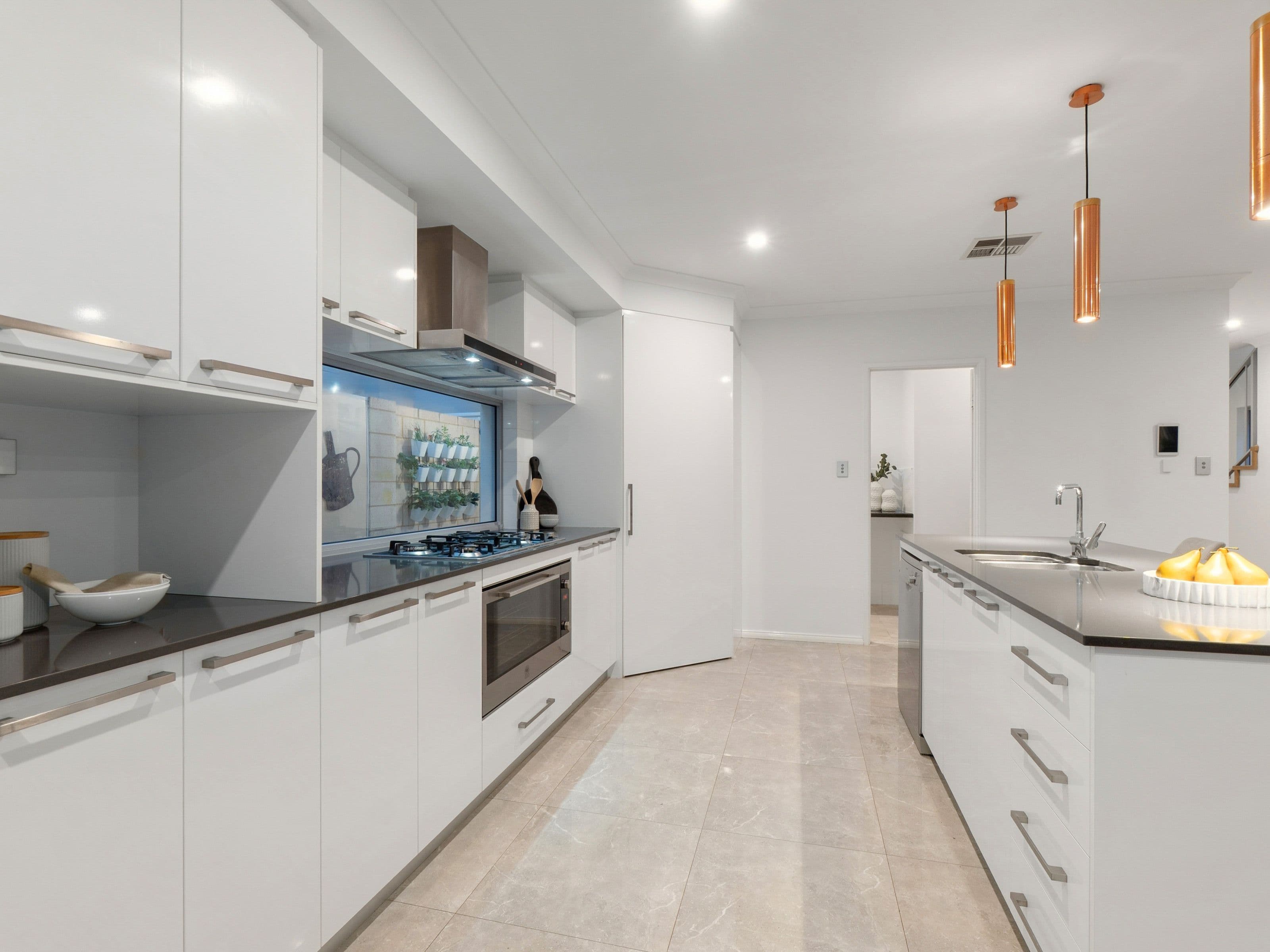 38 Lullworth Terrace, North Coogee WA 6163, North Coogee - Thumbnail 4
