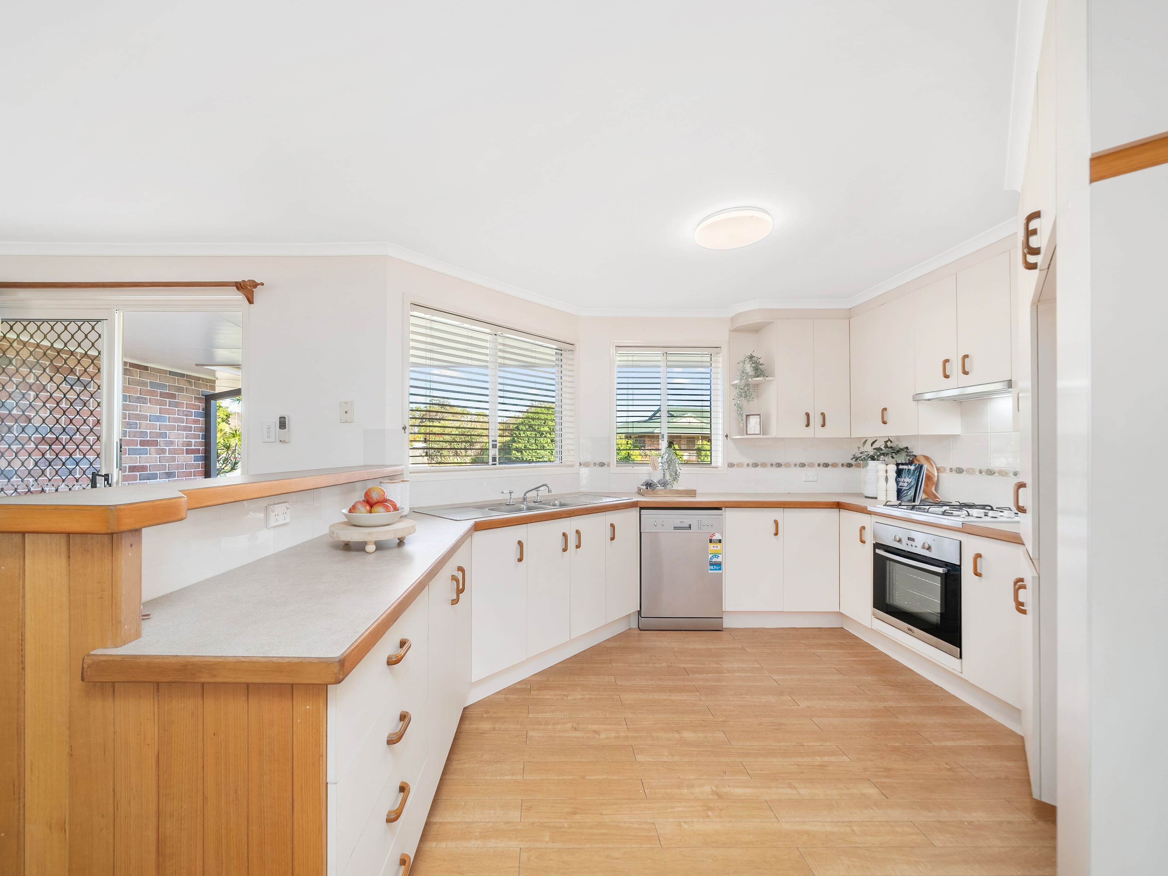 2 Brigalow Court, Murrumba Downs QLD 4503, Murrumba Downs - Thumbnail 5
