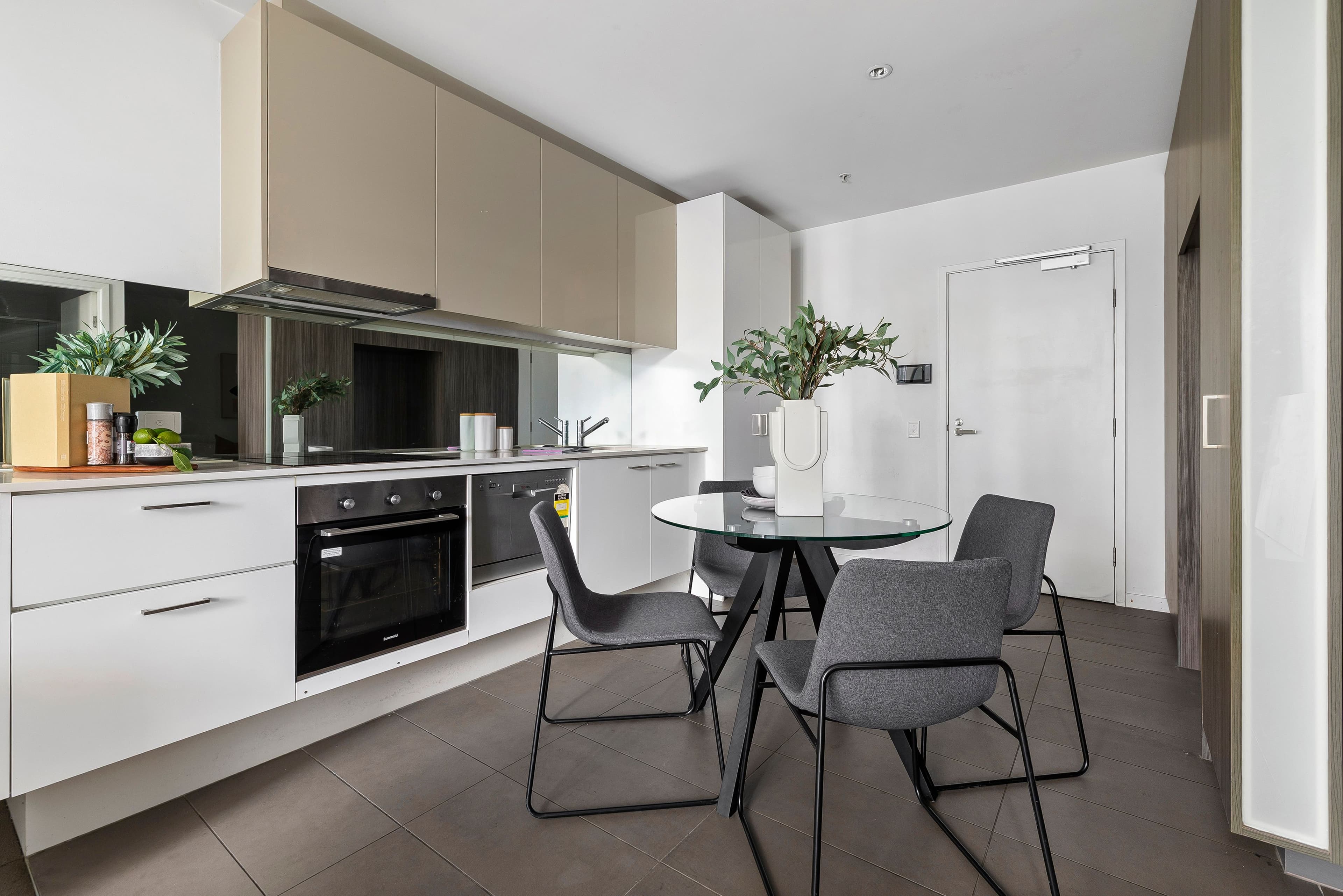 220 Spencer Street, Melbourne VIC 3000, Melbourne - Thumbnail 2