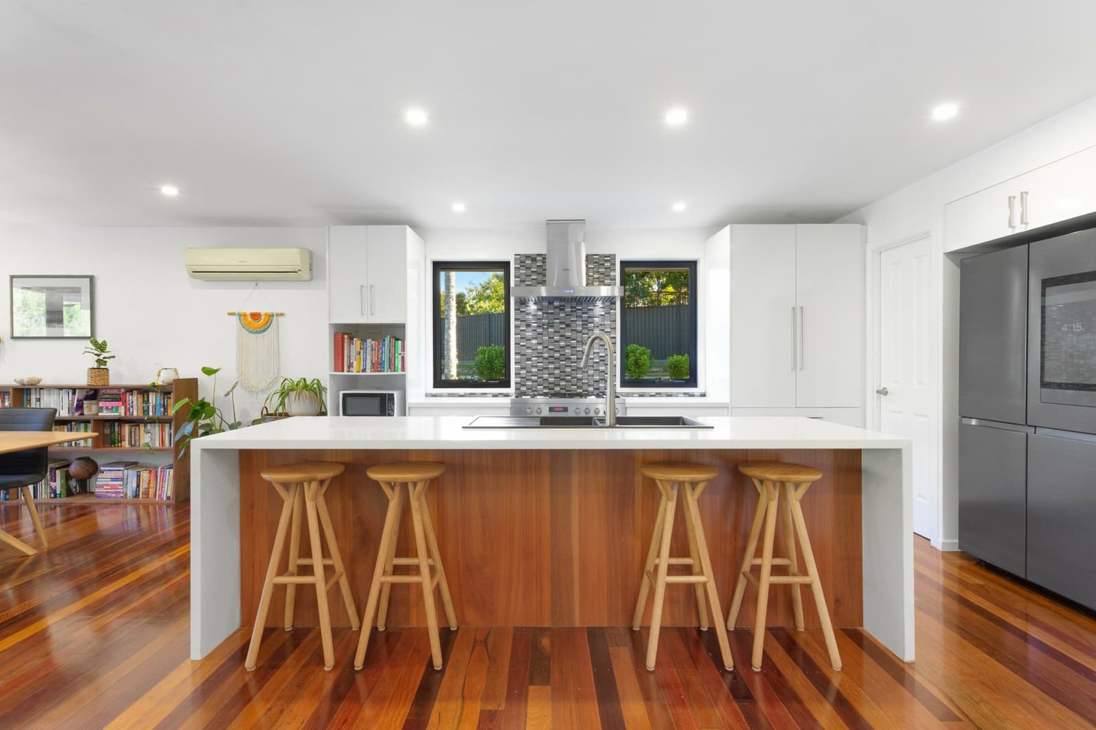 34 Westminster Boulevard,Elanora, Elanora - Thumbnail 5