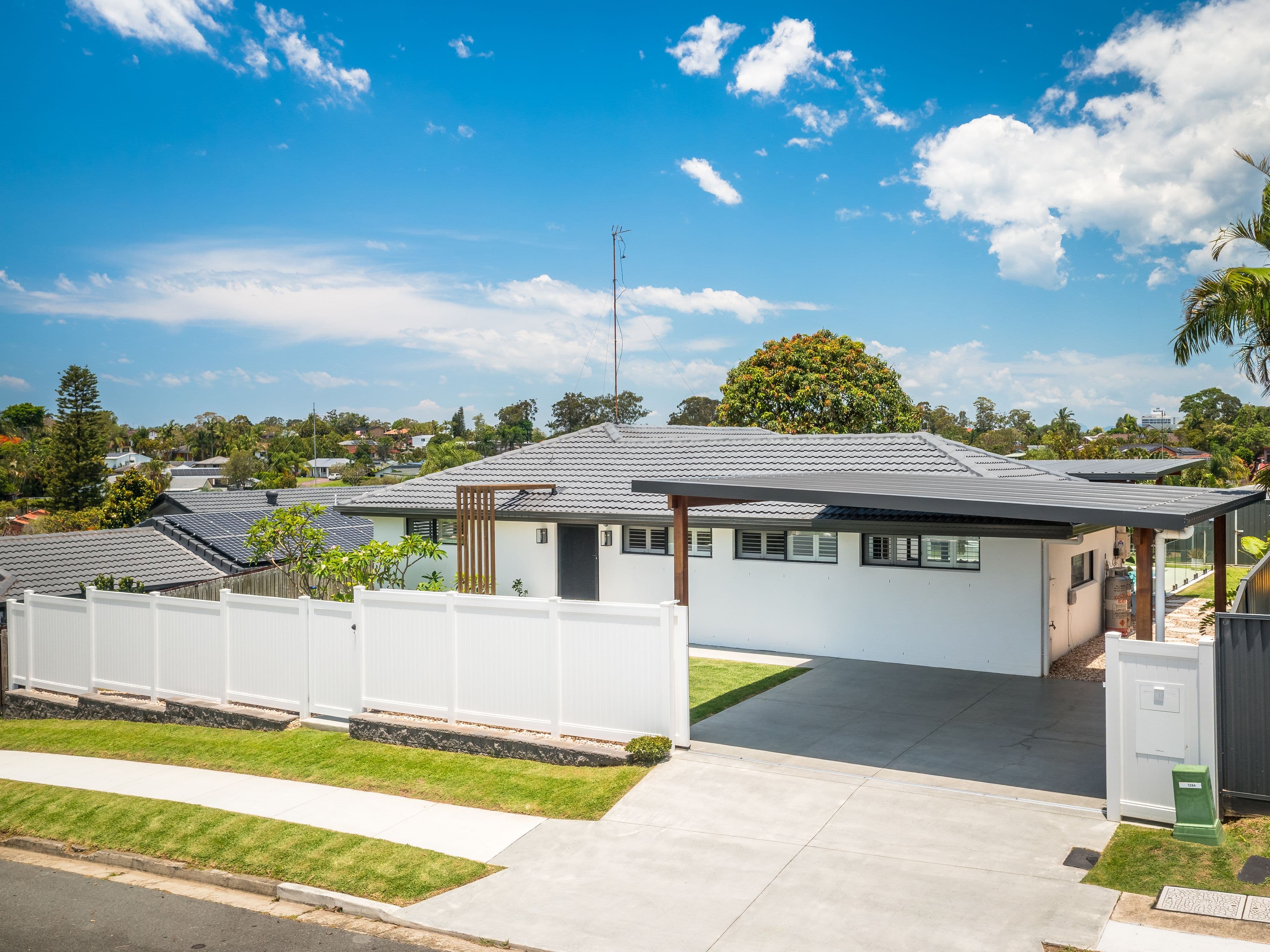 10 Koolewong Parade, Ashmore QLD 4214, Ashmore - Thumbnail 3