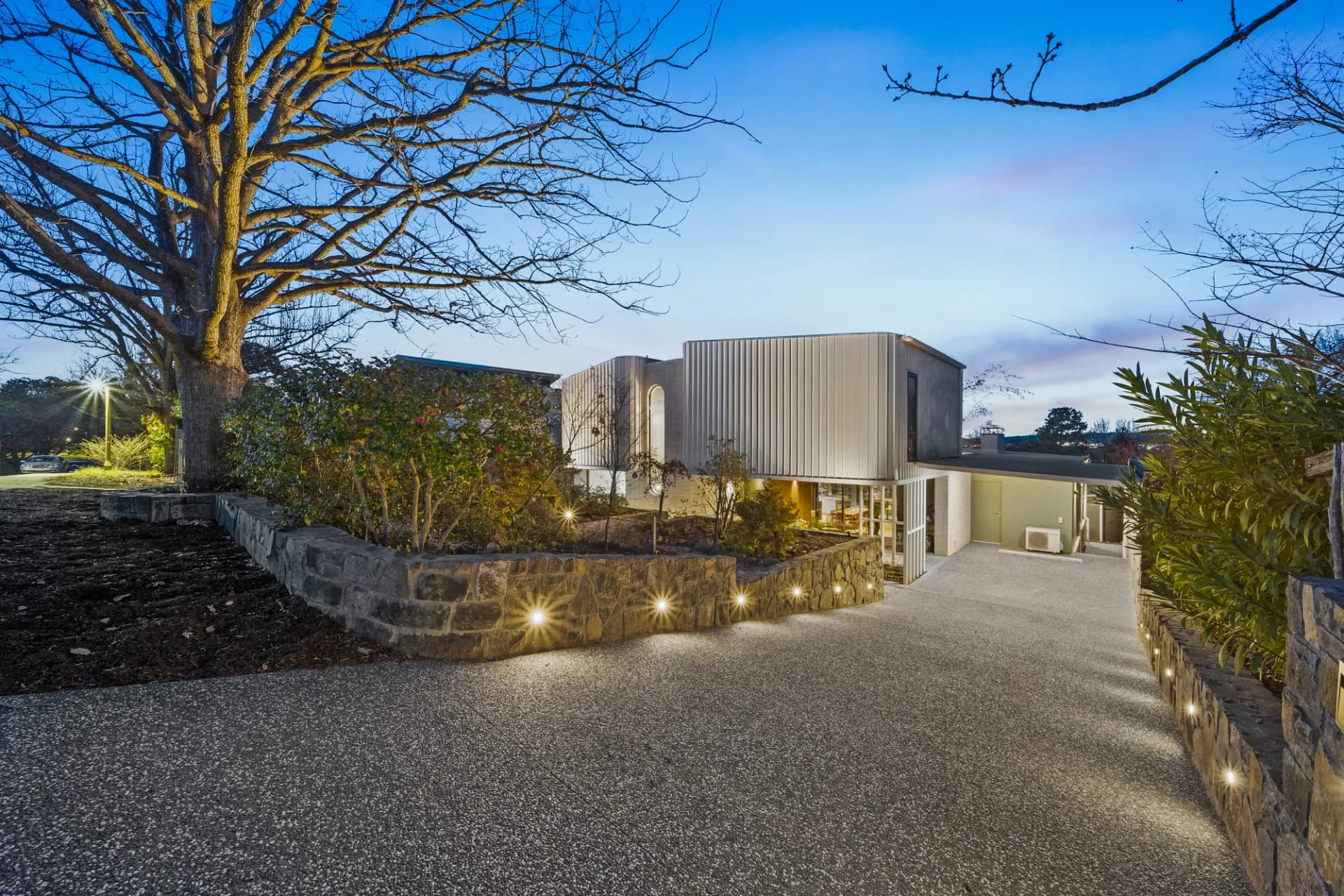 90 Finniss Crescent, Narrabundah - Thumbnail 3