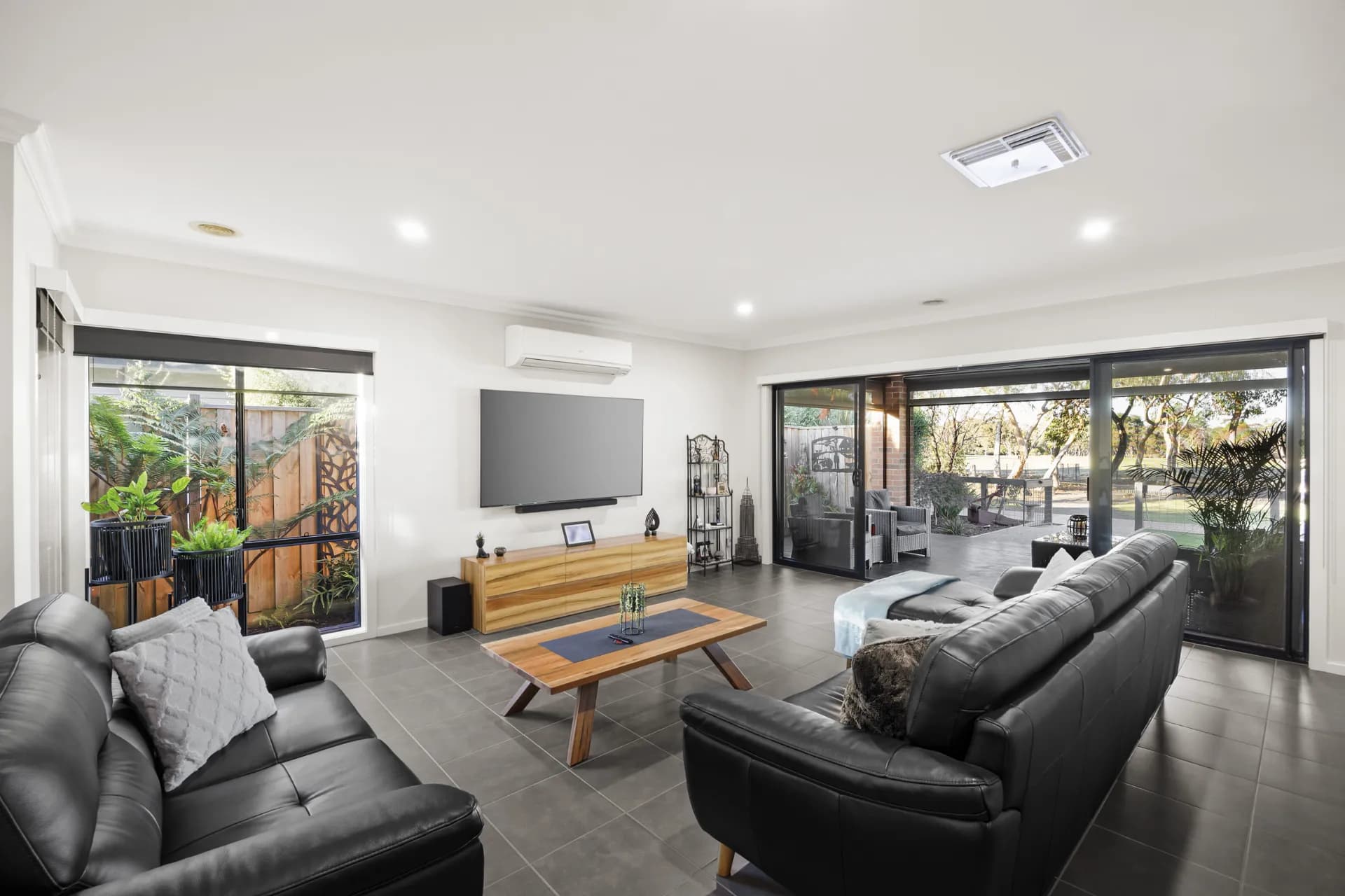 13 Metcalfe Street, Eynesbury., Eynesbury - Thumbnail 7