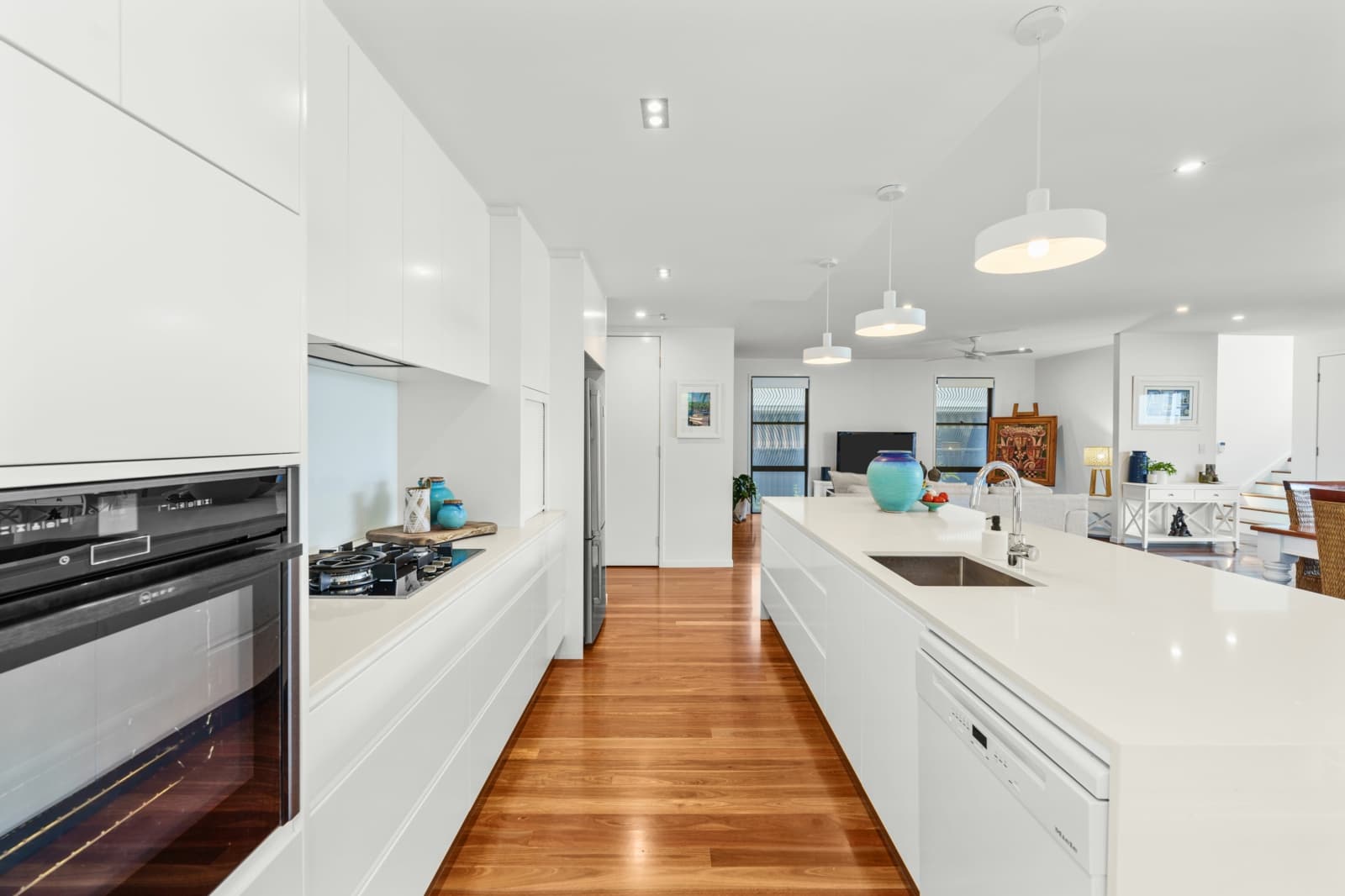 38 Parr Street,Biggera Waters, Biggera Waters - Thumbnail 3