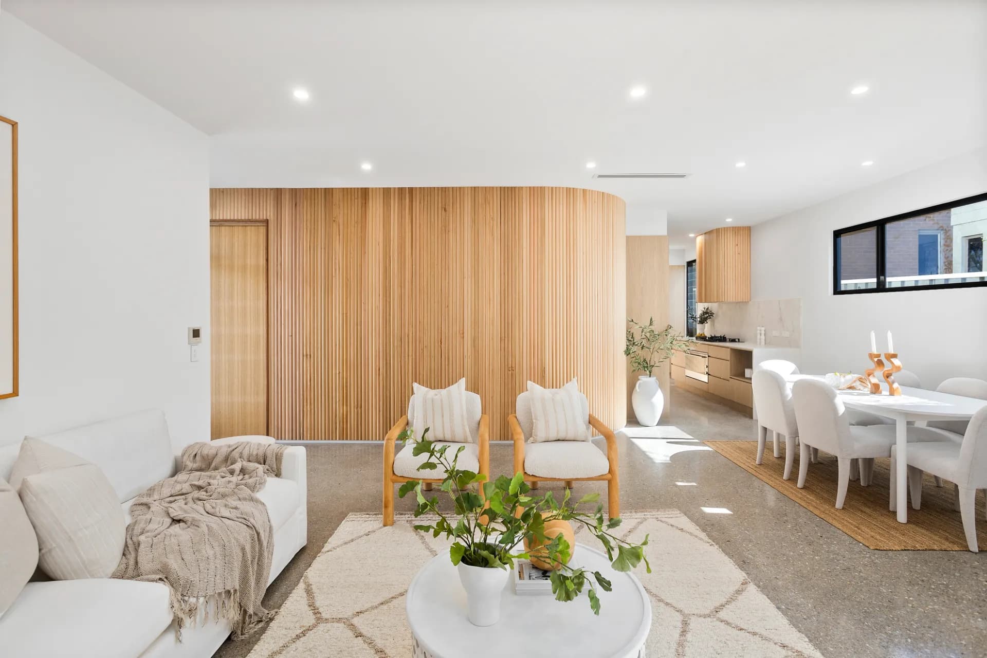 16 Moore Street, Gwynneville, NSW, Gwynneville - Thumbnail 2