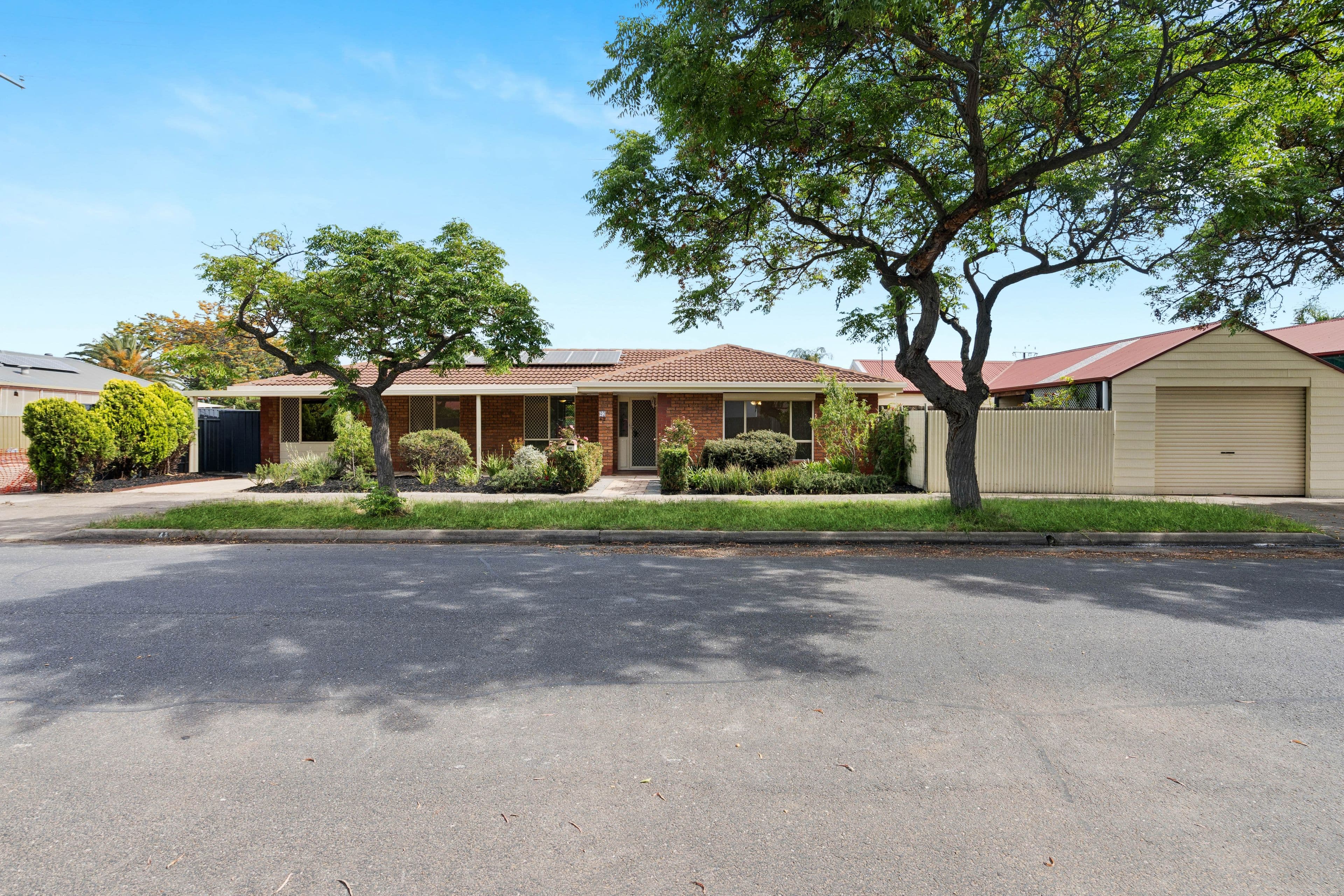 42 Bray Avenue, Semaphore Park SA 5019, Semaphore Park - Image 1
