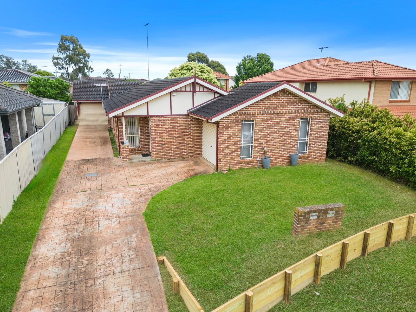 24 Edward Street, Kingswood - Thumbnail 2