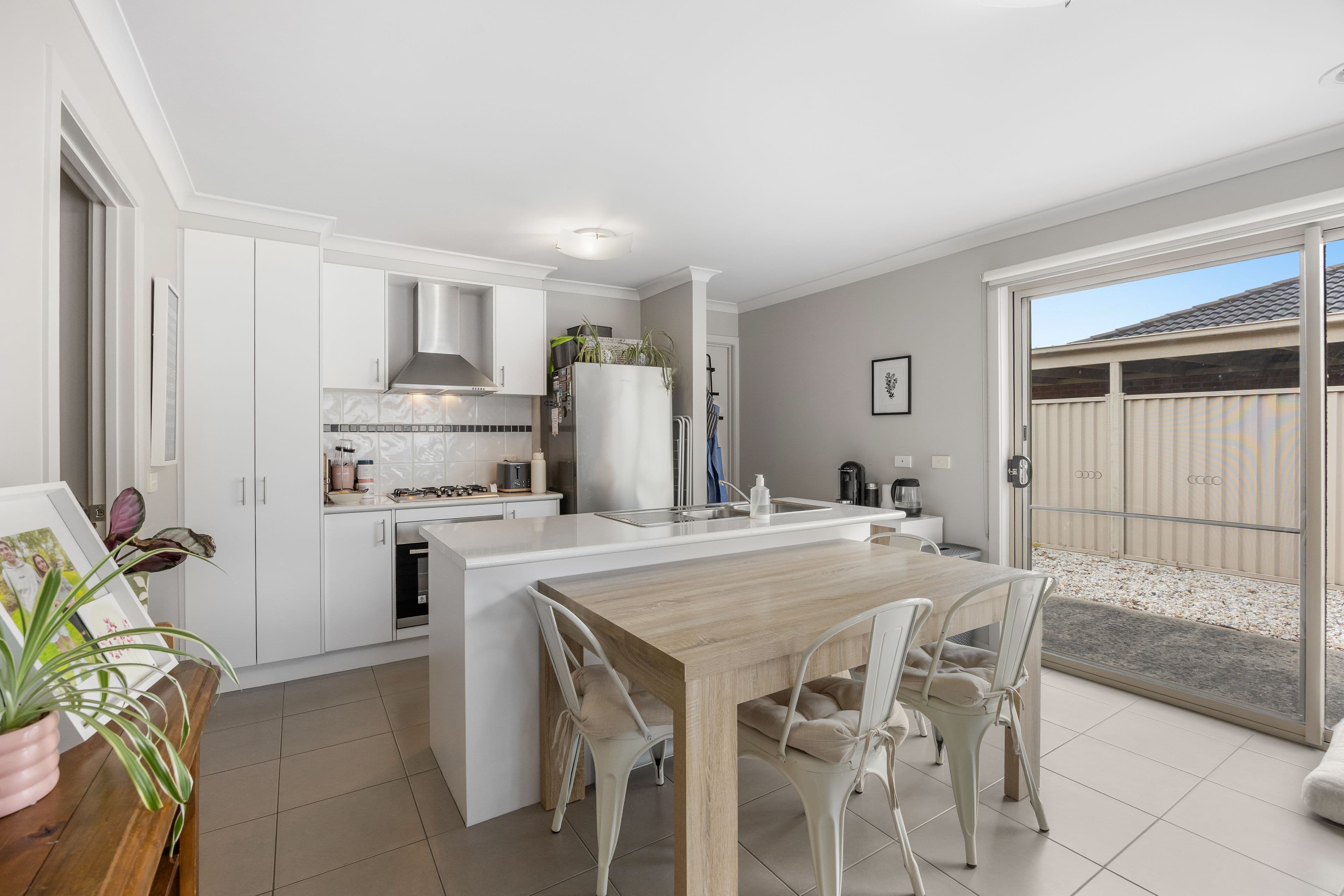 8 Gale Street, Canadian VIC 3350, Canadian - Thumbnail 4