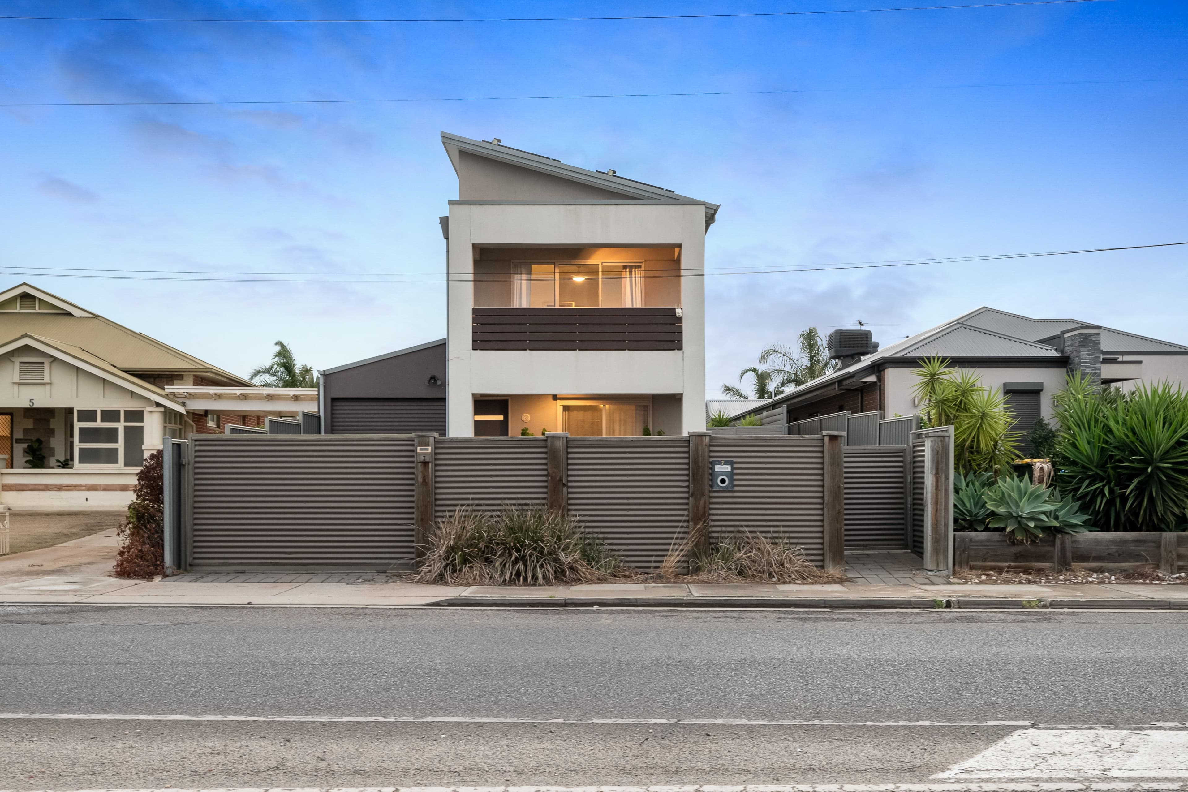 7 Military Road, Semaphore South SA 5019, Semaphore South - Thumbnail 2