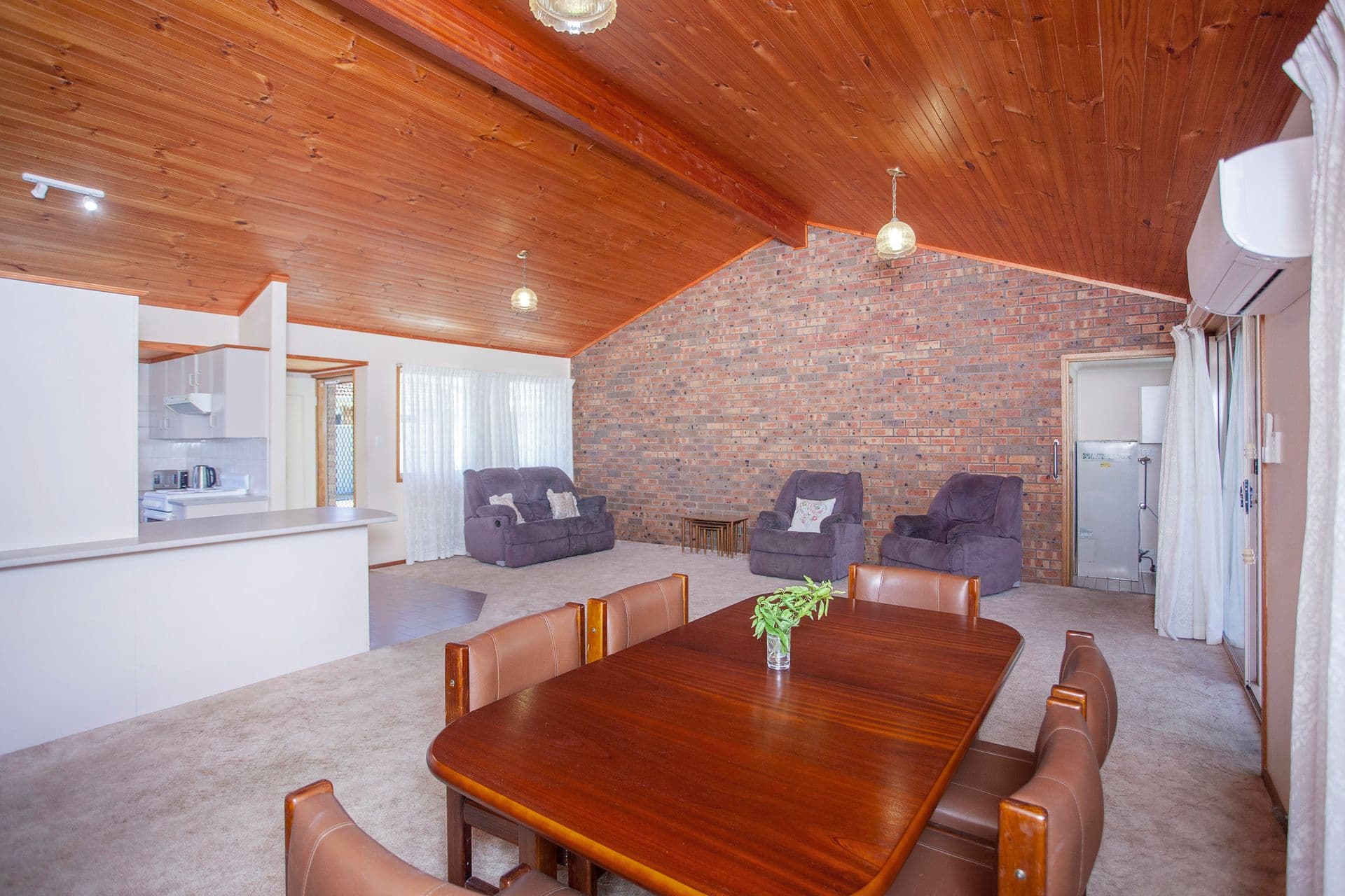 54 Kurrajong Crescent, Taree - Thumbnail 2