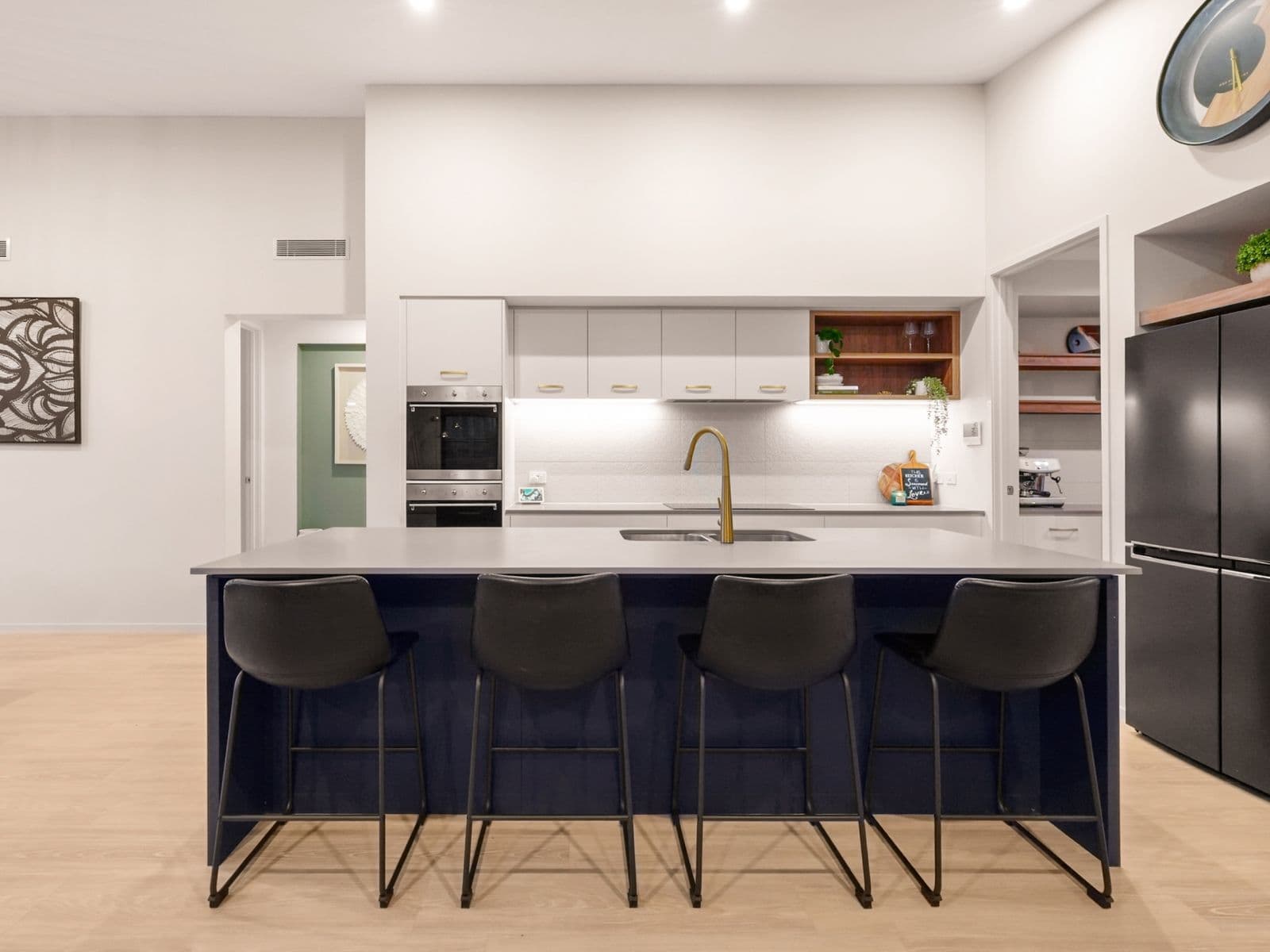 7 Lone Pine Circuit, Upper Coomera - Thumbnail 7