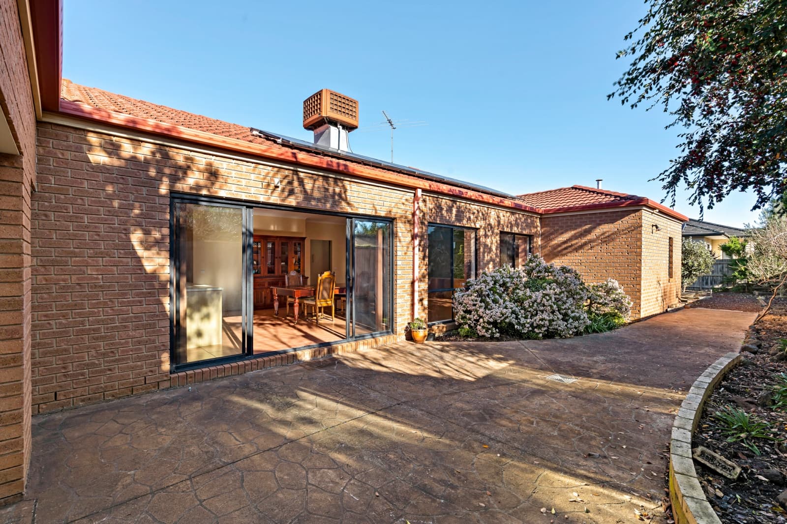 13 Marshall Avenue, Clayton - Thumbnail 2