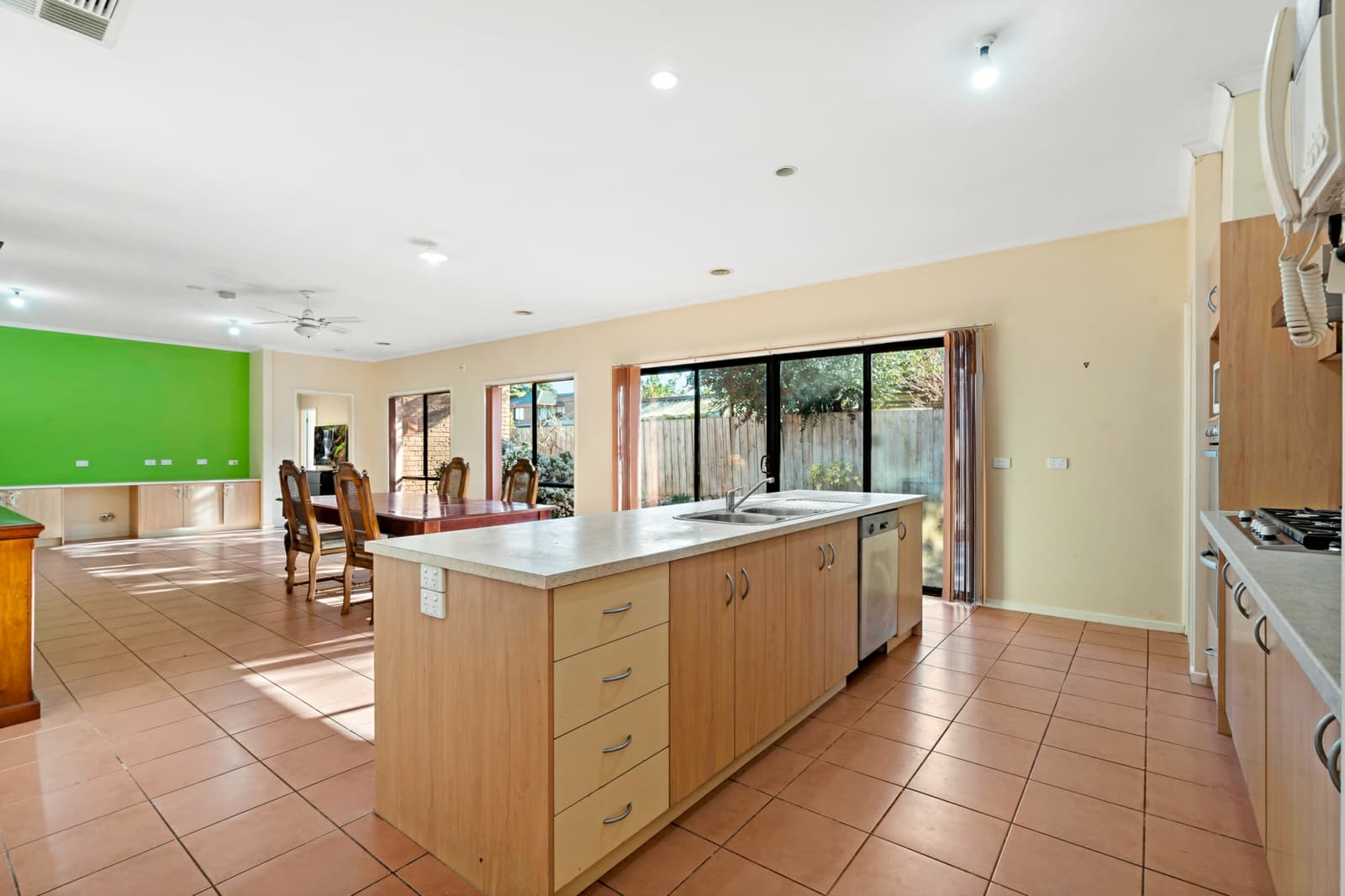 13 Marshall Avenue, Clayton - Thumbnail 5