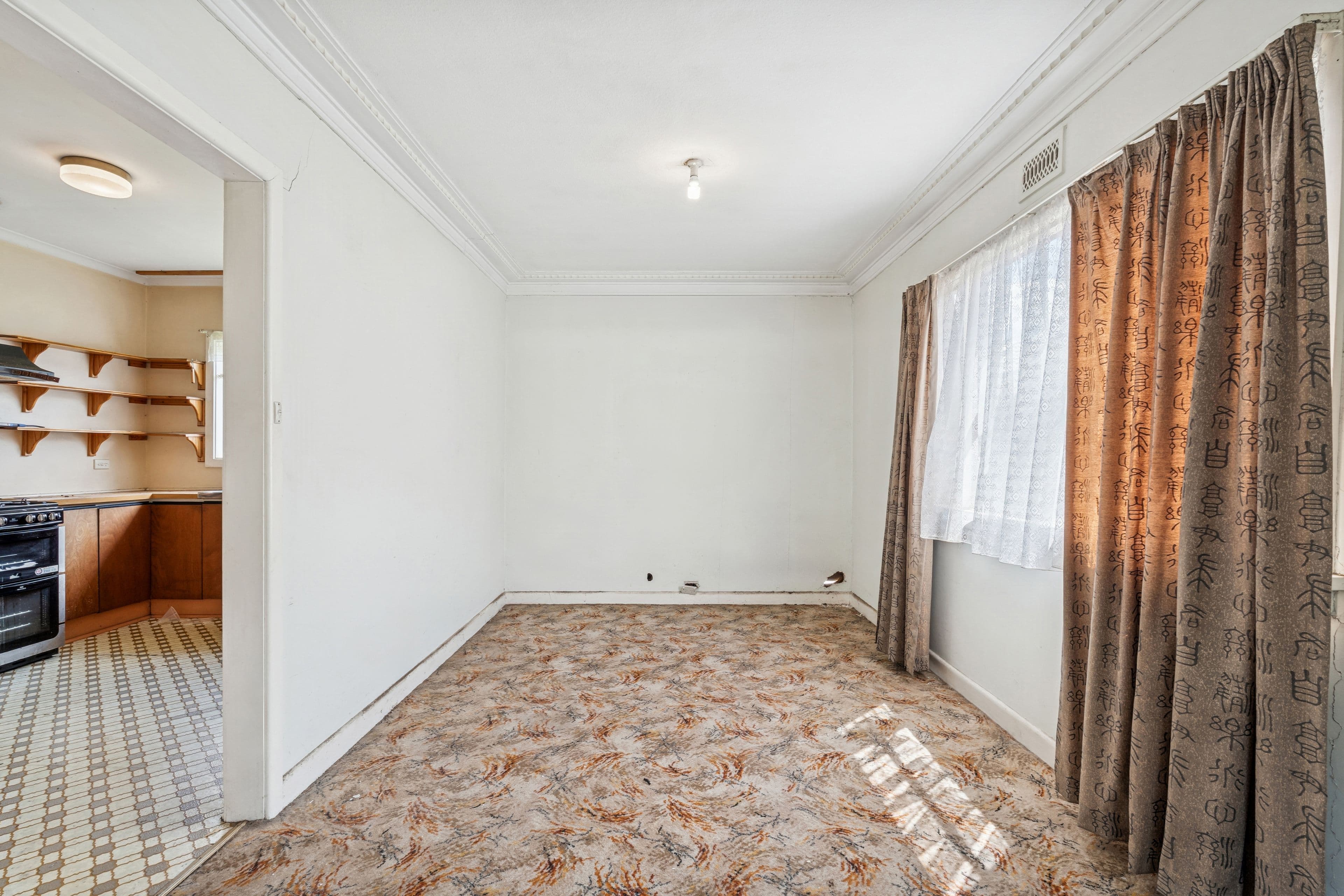 14 Hillcroft Street, Reservoir VIC 3073, Reservoir - Thumbnail 4