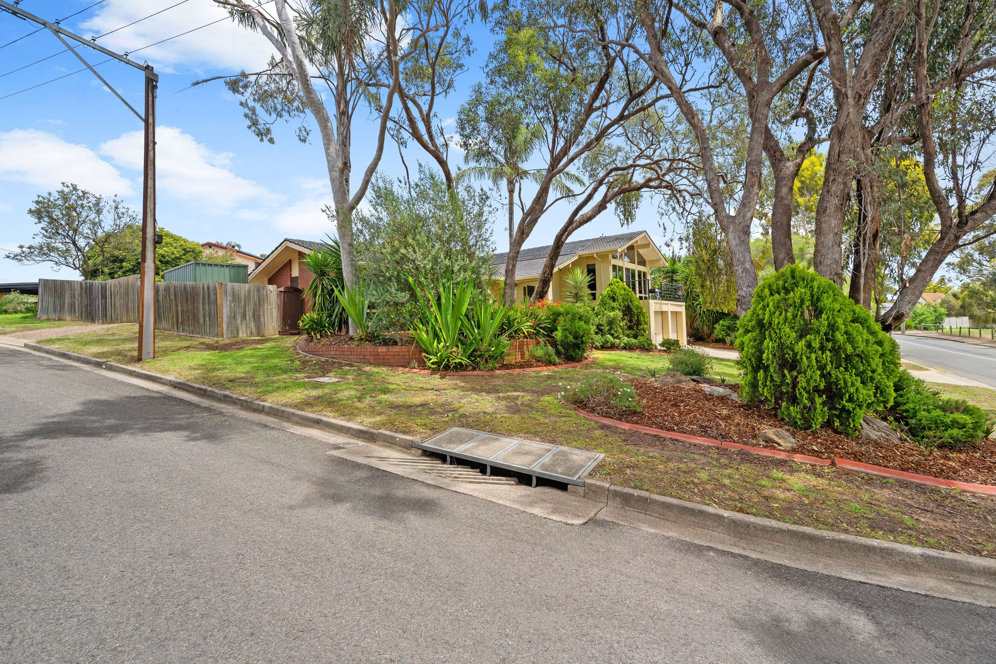 8 York Drive, Flagstaff Hill SA 5159, Flagstaff Hill - Thumbnail 2