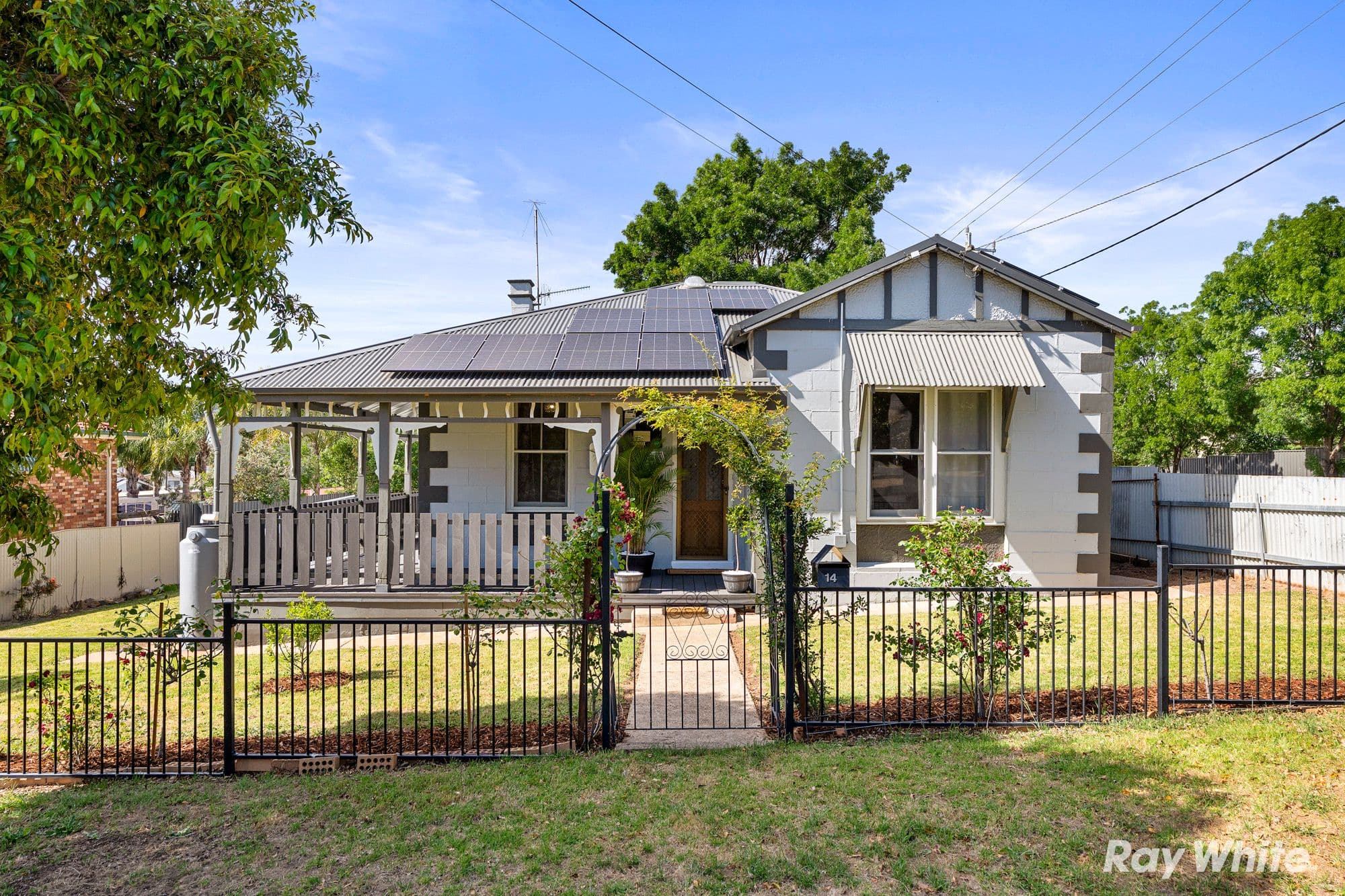 14 Wardle Street, Junee NSW 2663, Junee - Image 1