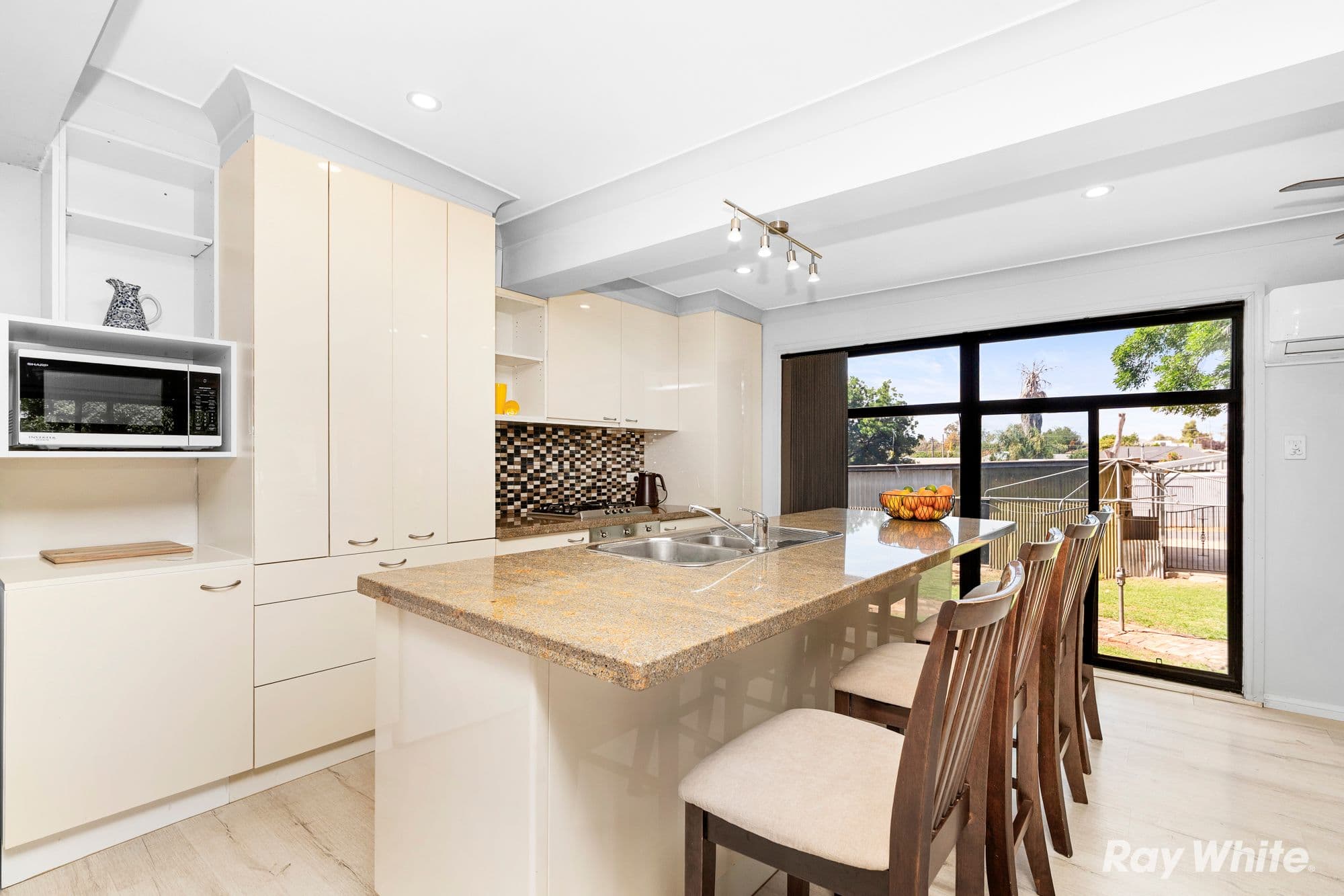 14 Wardle Street, Junee NSW 2663, Junee - Thumbnail 5