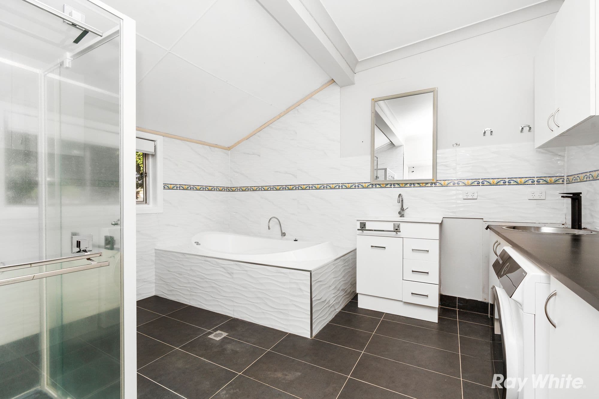 14 Wardle Street, Junee NSW 2663, Junee - Thumbnail 8